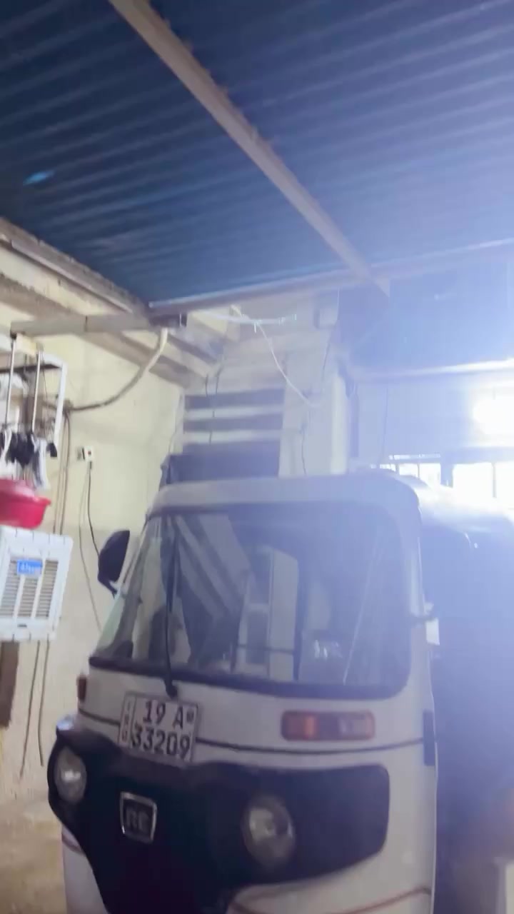 تكتك للبيع دوس ابلادي كفاله ما عده بارد واحد تكتم نضيفه كبل للشارع عله هاذه الرقم ***********  مابي واتساب مديل 22 شهر 11 تكتك كامله مكينه مبدل بس زنجيل باقي كفاله
