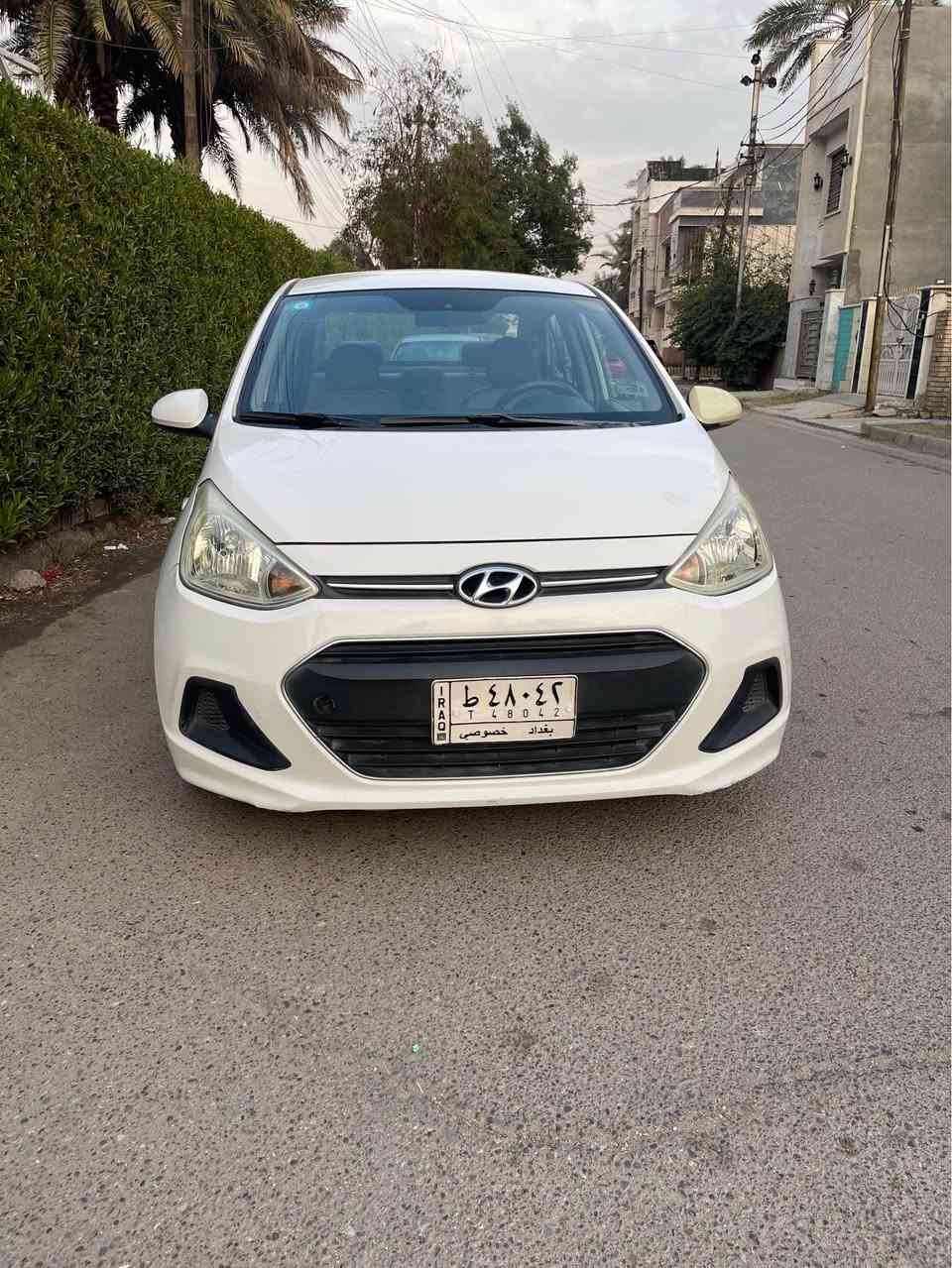 السلام عليكم 
 هونداي i10 كراند صندوك موديل 2016 خليجيه لون ابيض 
بيها فقط الجاملغ الامامي صبغ بدوووون دواخل 

بيع مستعجل ماكو انسب من هيج 

رقم بغداد باسمنا تحويل مباشر 
ماشيه 56 km حقيقي 
يعني ب النسبه للموديل ماشيه شي كلش قليل 

سياره جديده وجاهزه مابيها اي نقص 

السعر :- 84 ورقه وبيها مجال جدا بسييط 

للاستفسار :- مكان السياره بغداد الصليخ *********** بغداد, العراق
