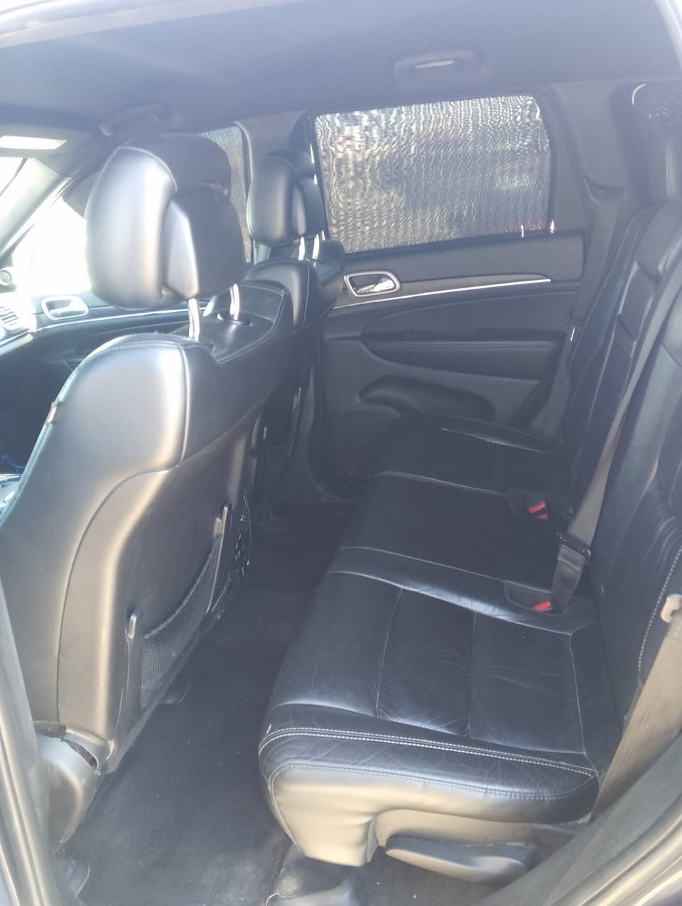 سلام وعليكم جيب شيروكي موديل 17ادوات كص فول موصفات كشنات جلد لايت زنون كير طياره كير ومحرك شرط صدر جديد تخم تاير جديد تبريد ثلج تدفئة نار كهربائيات كلها شغاله سياره جديده بمعنه لكلمه سعر 88ورقه مكاني بيجي ***********
