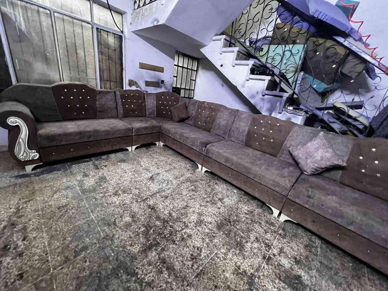 ديوان للبيع مابي اي. عيب حيل نضيف 
٧امتار وتص
عرض خاص 📍
سعره 150


**إذا كنت صاحب هذا الإعلان وتريد حذفه لأي سبب، رجاءا أرسل رسالة إلى الدعم الفني**