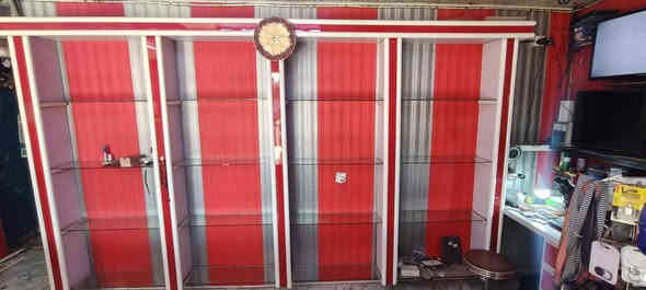 السلام عليكم ورحمه الله وبركاته
للبيع

رفوف MDF
ميز عدد ٤
ميز مكتبي 
ميز صيانة
بورد  سكة
رفوف اكسسوارات
جام خانة زجاجية مع الباب
 
السعر مناسب 
للاتصال 
***********
