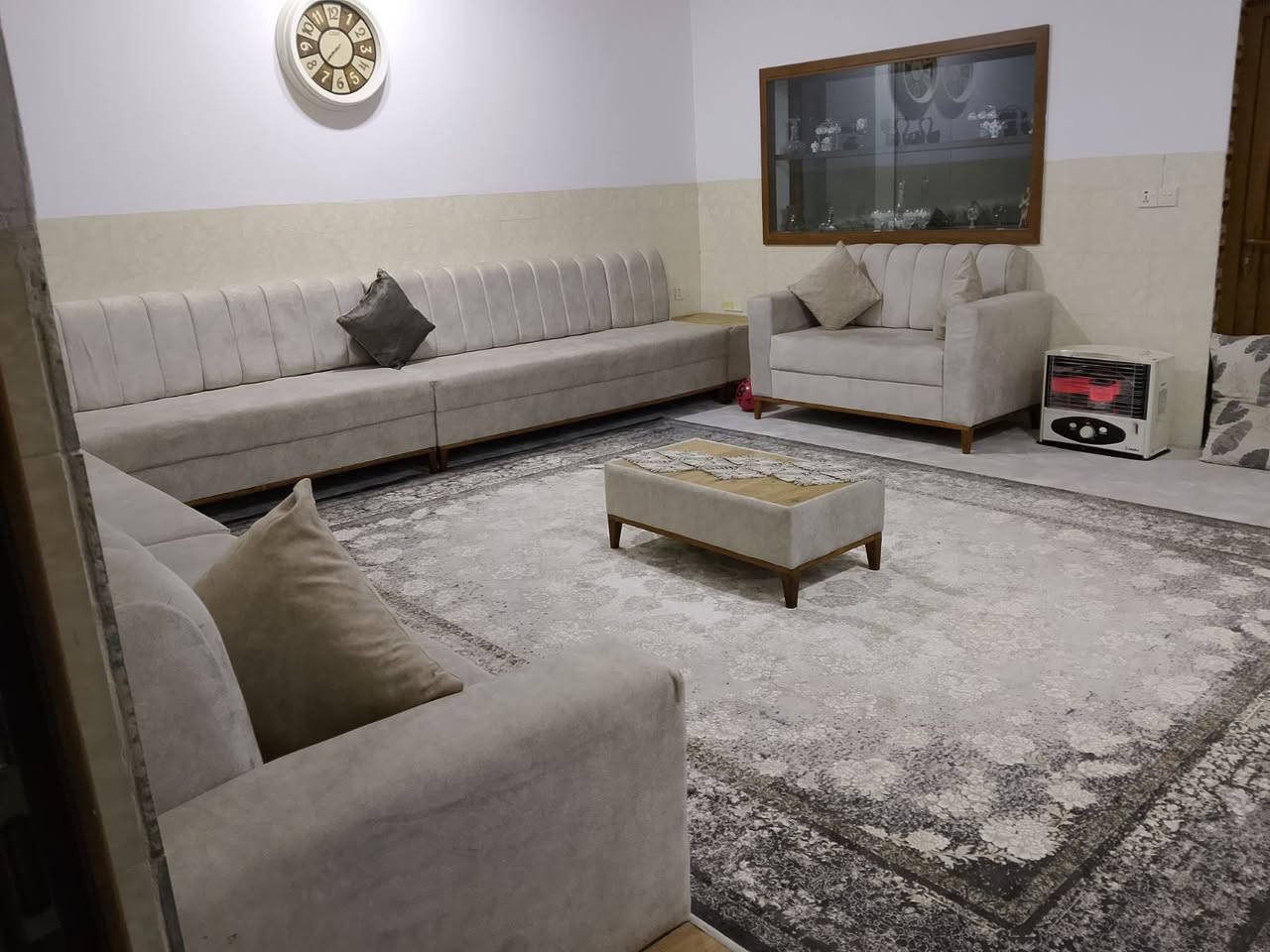 قەنەفەی ١٣ نەفەری 

لە سلێمانی بۆ فرۆشتن

0770 157 9200
