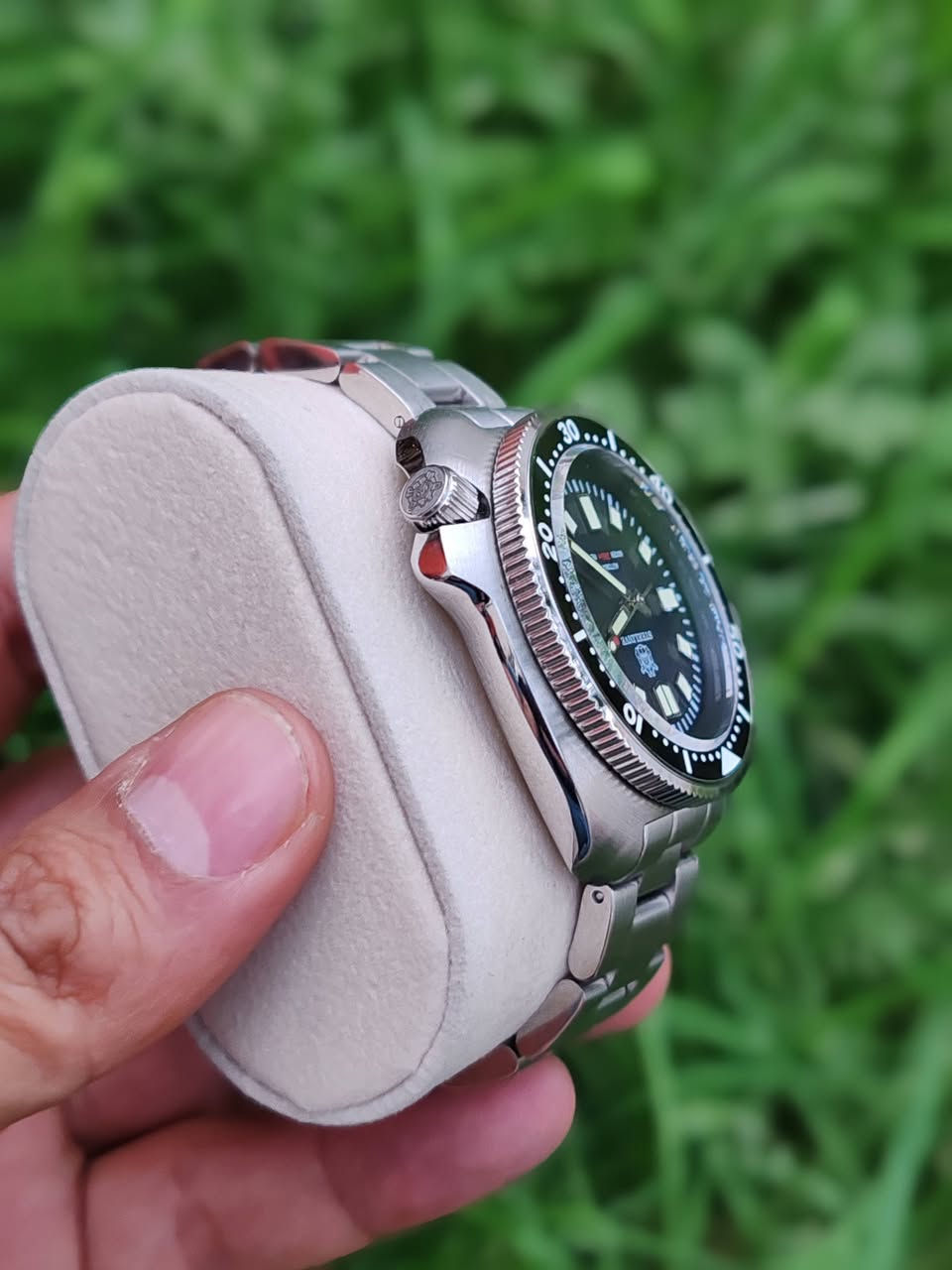 ساعه ستيل دايف مكينه
 أوتوماتك ياباني أعلى جوده
غير مستعمله فقط مفتوحه من الكيس
سعرها بلاش ١٤٥ الف فقط
علماً جاي تنباع ٢٢٥ الف


**إذا كنت صاحب هذا الإعلان وتريد حذفه لأي سبب، رجاءا أرسل رسالة إلى الدعم الفني**