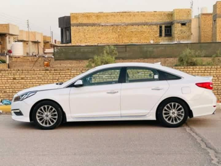سلام عليكم
للبيع هونداي سوناتا موديل 2015  حره تحويل مباشر 
وارد امريكي 
حادث بنيد مبدل  فقط 
مواصفات معروفه 
شاشه 
كامره دواره 
تحكم استيرن جهتين 
3 أنضمه قياده 
جنطه كهرباء 
كشنات 
دواخل لونين 
محرك 2400 

وبعد بيها مواصفات غير مذكوره 
سياره جديده وجاهزه مكينه وكير 
ما نقصه برغي 
مـكـان حله قرب جامعه بابل 
الــسعــر: 118 وبيها مجال 
الاستفسار اكثر 
***********
***********
