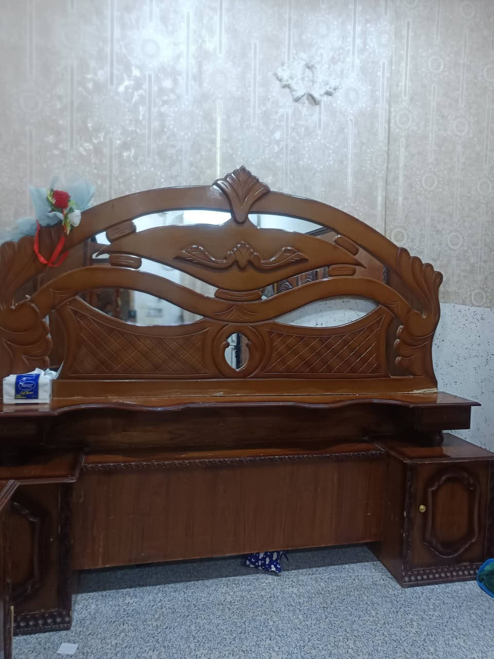 السلام عليكم عندي تاج جربايه وكومدي امرايه للبيع ب٧٥ وعربانه طفل حجم كبير اوربي ب٣٥فقط


**إذا كنت صاحب هذا الإعلان وتريد حذفه لأي سبب، رجاءا أرسل رسالة إلى الدعم الفني**