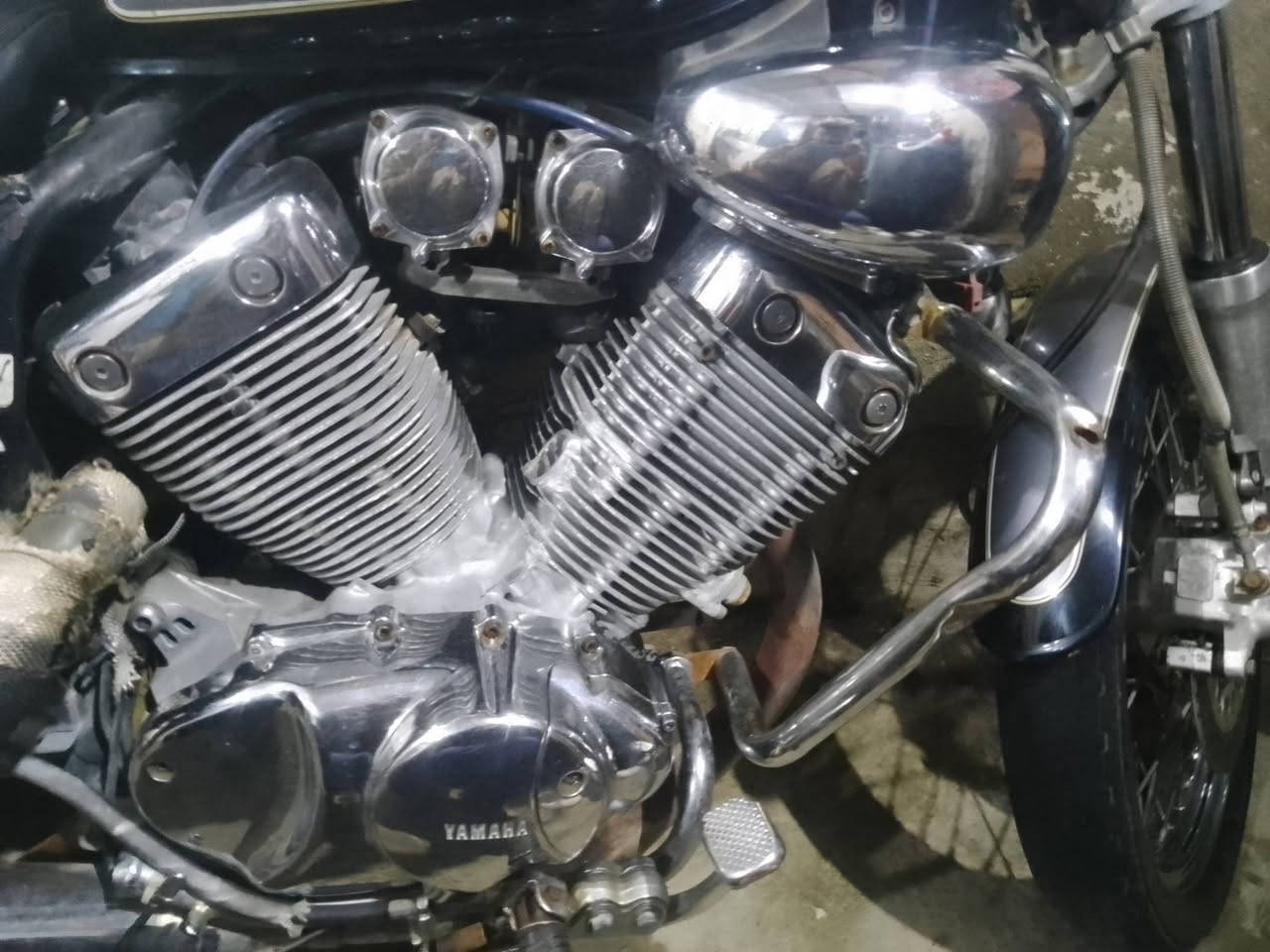 سلام عليكم دراجه ياماها فيراكو دراجه مكينه كفاله من تنقيص والتبخر والنضوح كير ومحرك كفاله عده بيه نقوصات بسيطه كلش دراجه جاهزه ترايك وين متريد دراجه كاردن محرك 400 دراجه محافض عليه بانزين كله محسن دهن امزويل دراجه نكره صبح ليل عصر بئي وقت يعجبك (ملاحضة دراجه فقط يحتاجله تفيلس) اي شي عده فيلس مكفول شعدك مراوس نزل (سعر خاص)عنوان بغداد الحسينية ***********
