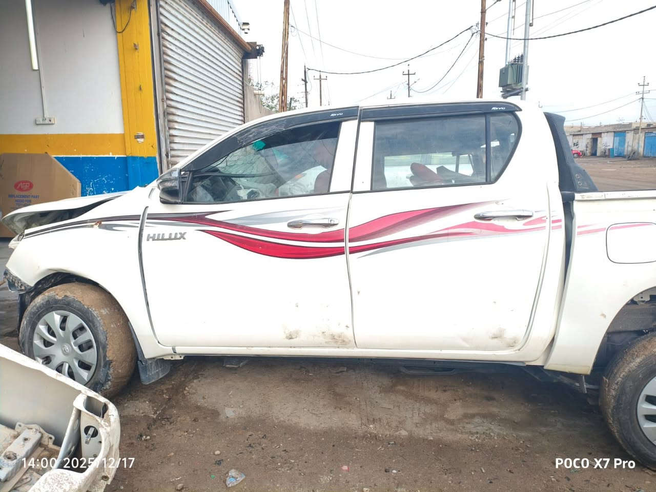 السلام عليكم بيكم هايولكس  موديل 2020 رقم اربيل مضروب بجم للاستفسار ***********
