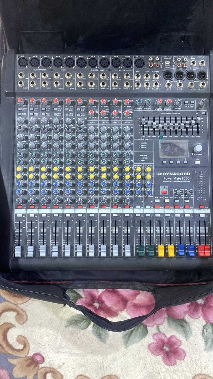 مكسر داينكورد الف جيل الثالث كوبي للبيع السعر ٤ أوراق نظيف كلش


**إذا كنت صاحب هذا الإعلان وتريد حذفه لأي سبب، رجاءا أرسل رسالة إلى الدعم الفني**