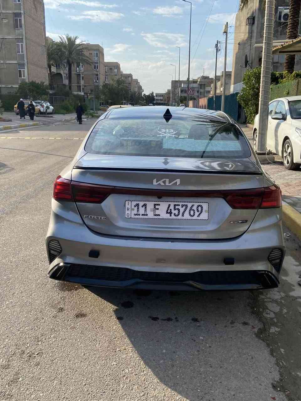 السلام عليكم 
للبيع كيا فورتي جي تي لاين 2023 فول مواصفات 
حادثها 3 قطع 
بنيد وقبط صندوك مبدل + جاملغ مصلح نفسه 
(حادث جانبي بجم كبس )
بيهة منظومة غاز جديدة 
وتخم تايرات كوري وكالة نكسن قبل شهر ضبط شديته 
عداد المسافة (47 ونص ) 
السعر 135 وبيهة مجال قليل حك الجية 
مكاني بغداد الجديدة 
***********
