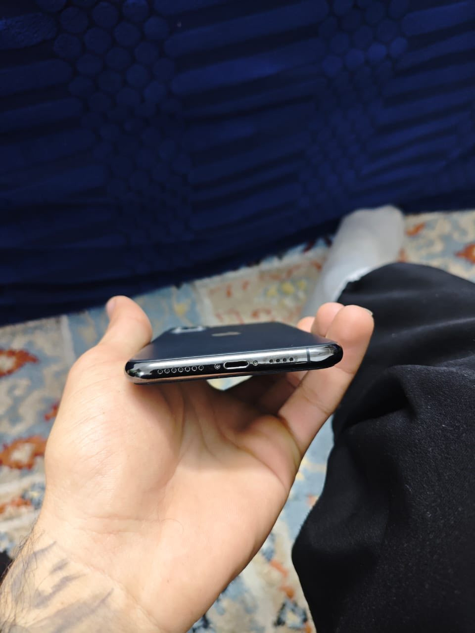 السلام عليكم ايفون 11برو ماكس ذاكره ٢٥٦ كله شغال نت خط اتصال فيس إيدي مامبدل شي بي فقط كامراته وكفن بلتحديث ونوبات يشتغلن وبطاريه خدمه بس امانه الله شحنه كلش زين مراوس فقط بدراجه عدله لو بوليس متواجد واتس فقط ***********
