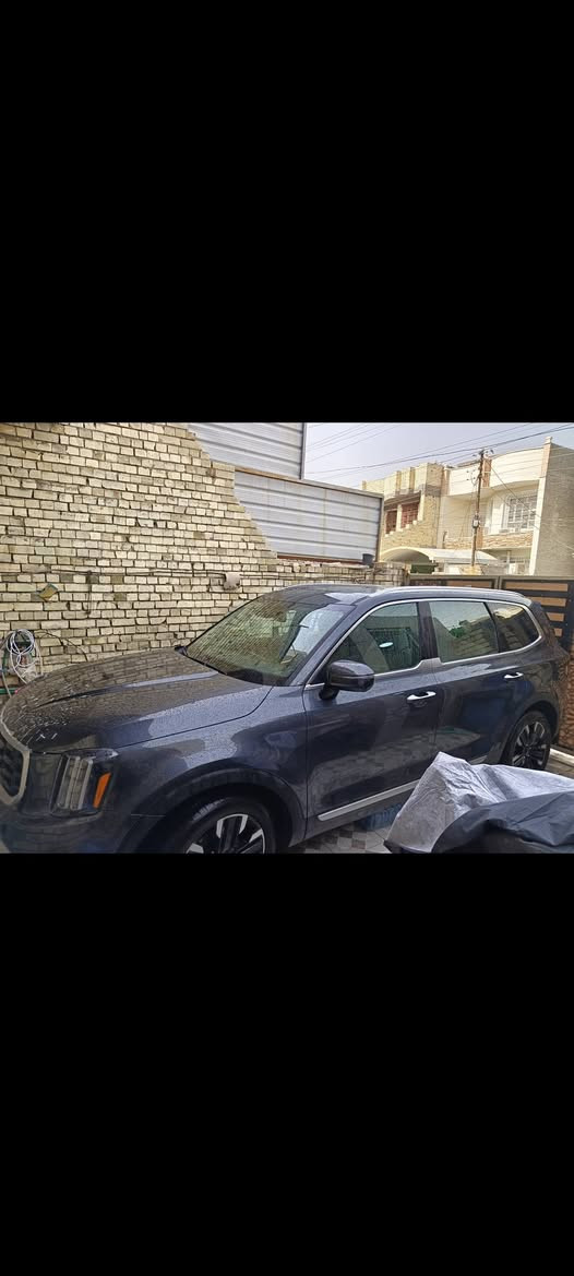 ركززز وياي السعر تنافسي 
..‏Kia Telluride SX 2024 3.8L.     مرقمه ع كتاب شهدا بسمنا نسويلك وكاله عامه 

المسافه المقطوعه : 42  الف كيلو متر
          حجم المكينه : 3800    V6
ضرر السياره :جاملغ مبدل اصلي ومصبوغ وشبر البنيد مصلح نفسه ومصبوغ  فقط بدون دواخل بدون ايرباك بدون شواصي السياره ما ناقصه اي شي كامله وتصليح مال جنيي كلشي بل سياره اصلي تفصيخ السياره احلى من الصور وتفحص وين ما يعجبك والرزق ع الله 

#الموصفات 
1. شاشه 
2. كامرات
3.لايتات لد
4. بصمه 
5. كشنات جلد اوفوايت
6. هندبريك بصمه 
7. رادار تحديد مسار
8. رادارات 360
9.فور ويل 
10. اوتو ستوب
11. حساسات خلفي امامي
12.اوتو هولد 
13. اشاير بالمري 
14.بكلايت لد
15. نظام ايكو + نظام تزحلق
16. فتحتين
17. هيترات بالكشنات حار بارد
18.كامرات 360
19.كامرا بالمرايا
20.بردات خلفيه
21.سبعه راكب منفصل Vib
22.كشن السايق ميمري
23.كشنات خلفيه كهرباء
24.ويل كب بلاك
25.كشافات 

#السعر : خاص $ 

تفاصيل اكثر هذا ☎️ ***********/
*********** تحياتي 
مكان السياره  بغداد المحموديه
