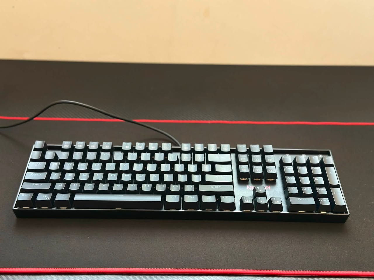سلام عليكم تجميعة كاملة للبيع

كيبورد + ماوس + ماوس باد من ريد دراجون RGB نظافة 100% بدون استعمال ابداً ، السعر : 75 الف

سماعة هايبر X كلاود 3 نظافة 100% ، السعر : 120 الف

يو بي اس 850 ، السعر : 35 الف

هارد بدرع مساحة 1 تيرا ، سعر : 80 الف

مقود يتحرك بزاوية(270-900) + دواسات(بانزين-بريك-كلتش) + قير عادي نوع pxn V10 ، السعر : 250 الف

اكسبوكس سيريس اس 2021 مع الجويستك الاصلي الجهاز لم يفتح منذ شرائه للان مع حساب يحوي على gta 5 + red dead redemption 2 + cod modern warfare ، السعر : 450 الف

الاجهزة جميعها كاملة مع ملحقاتها موجودة 
مكاني كربلاء لايوجد عندي توصيل ، الرقم : ***********
