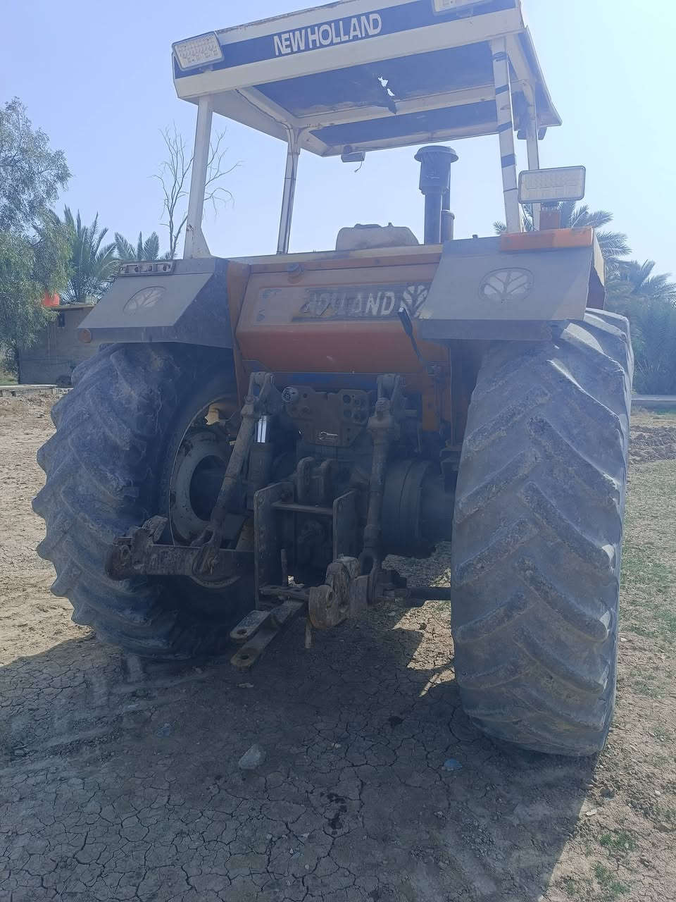 مكينه للبيع حجم 140 بدون رقم جاهزة لشغل تصل ***********
