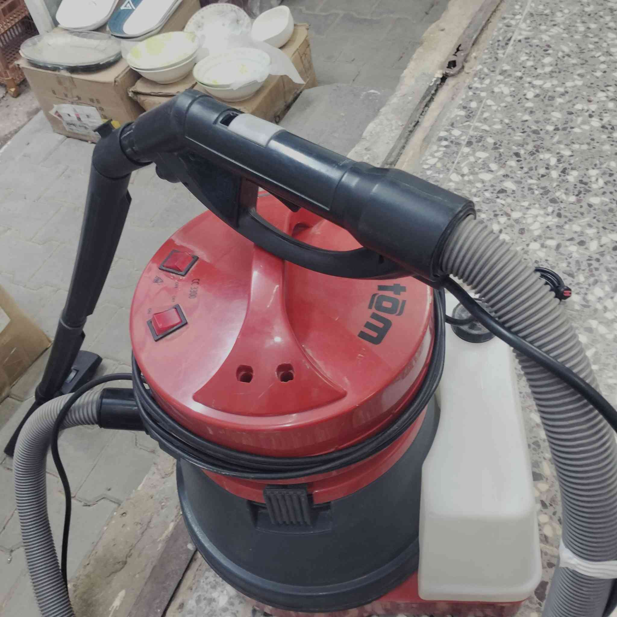 مكنسة كهربائية بالة اوربية 
متعددة الوظائف 
غسل وتنشيف سحب رطب ويابس
سحب الاوساخ من الارضيات والمفروشات والزوالي والتخم 
السعر 55توصيل جميع المحافظات 5 الاف 
توصيل للكوت مجاني


**إذا كنت صاحب هذا الإعلان وتريد حذفه لأي سبب، رجاءا أرسل رسالة إلى الدعم الفني**