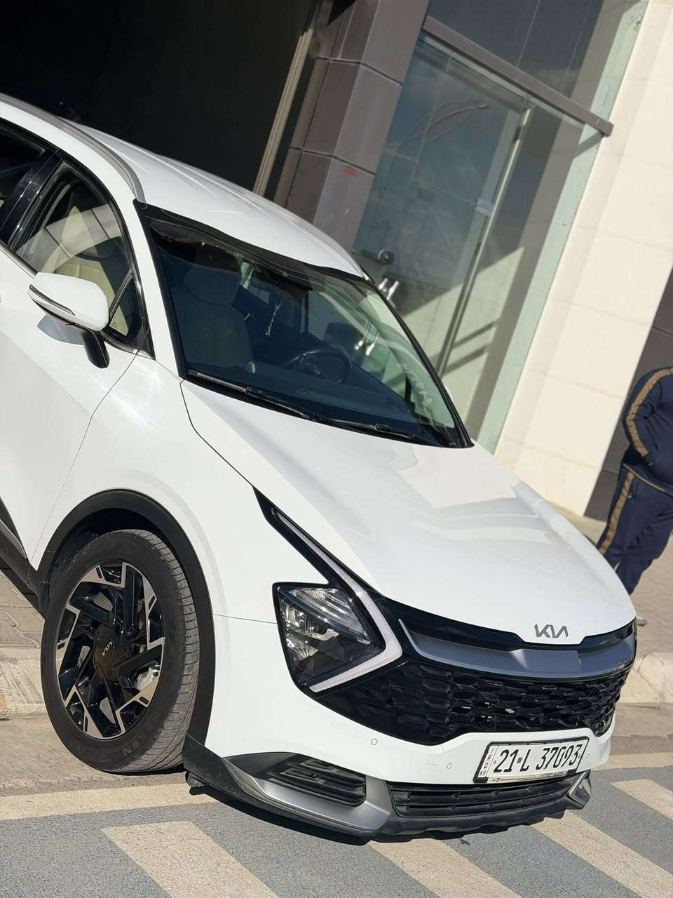 السلام عليكم للبيع كيا سبورتج موديل 23
خليجية كافالة عامة شرط السونار 

السيارة وضع  شركة ستخدام شخصي 

ماشية 34 الف 

السيارة رقم سليمانيه ب اسمي تحويل ثاني يوم
بطاقه بانزين بيه

مكينة حجم 2000دوش

مواصفات 
فول عده الفحته

شاشة دجتل متصل 

كشنين كهرباء

كشنات تدفئة ستيرن تدفئة

بصمة ابواب وتشقيل 

كامرة دوارة

اريل افديشن

تحكم مقود جهتين

لد امامي خلفي 

مود درايف ويكو

قطعتين تبريد

شاحن واير ليس

حساس خلفي امامي خلفي

ويل كب 19

5 ويل كب

اشاير بل مري ومري شفط

سايد بريك بصمه

استرين تدفيه
كشنات تدفيه

سعر 220وبي مجال للشراي 
مكاني كركوك 📍
للتصال ***********
