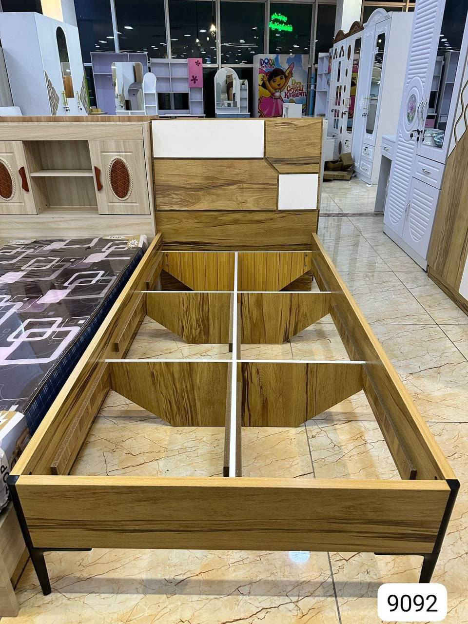 9092 موديل
كنتور 2 باب 
كنتور 3 باب 
كنتور 4 باب 
سرير 
تواليت 
كومدي


**إذا كنت صاحب هذا الإعلان وتريد حذفه لأي سبب، رجاءا أرسل رسالة إلى الدعم الفني**