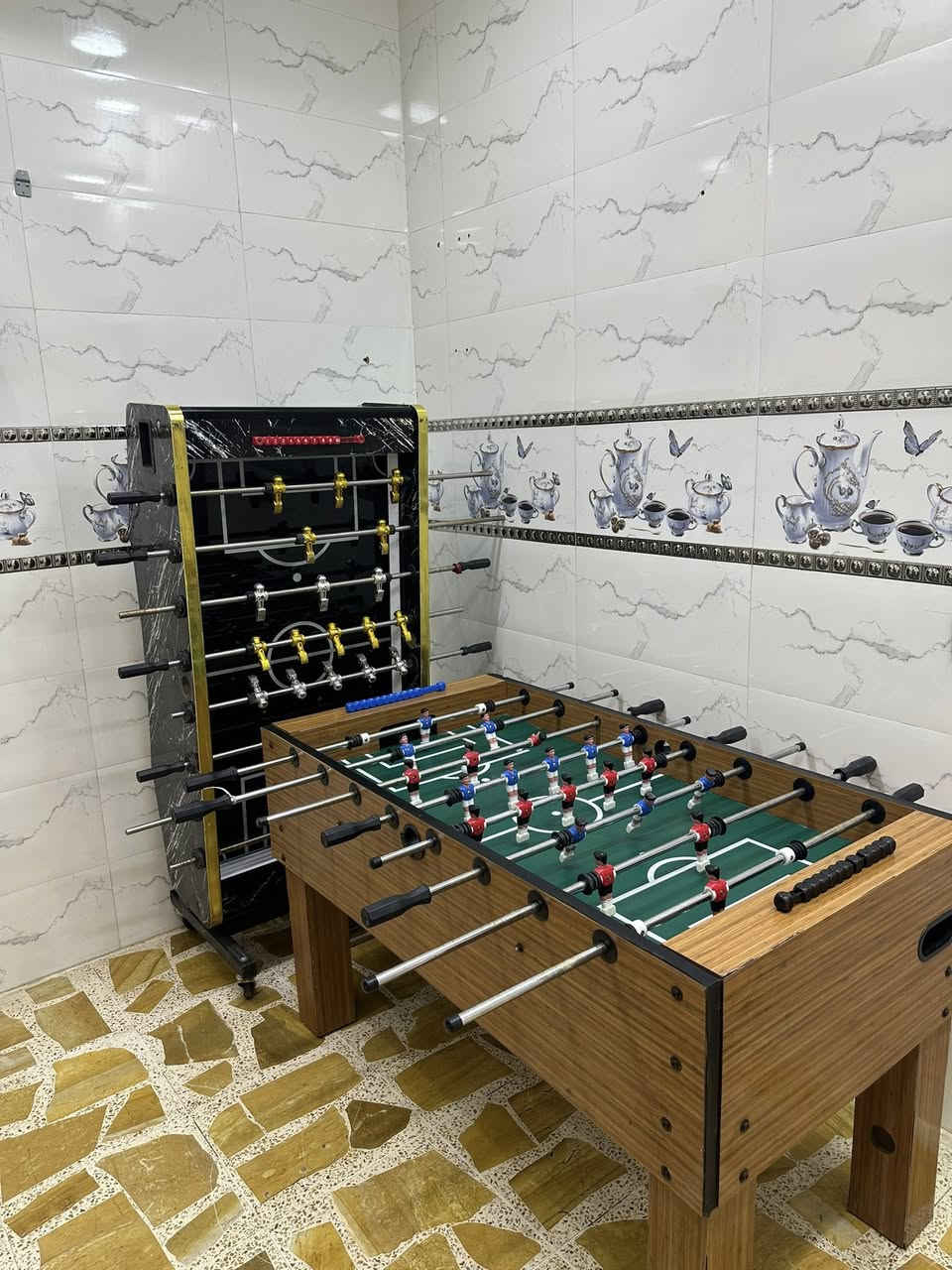 سلام وعليكم فيش جدد لل بيع السعر ٣٥٠ موصل ***********
