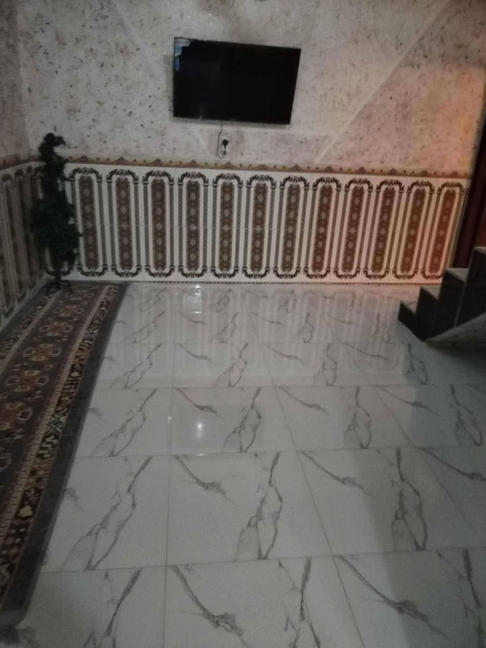 دار للبيع منطقة النور خلف الصناعة الاولة مساحة البيت 210واجها 7النزال
25 سند 25 زراعي طابو استقبال ومطبخ صالة غرفة قاط الثاني 
نفس الجوة الصطح كاشي الاسفسار على الرقم ***********  سعر خاص
