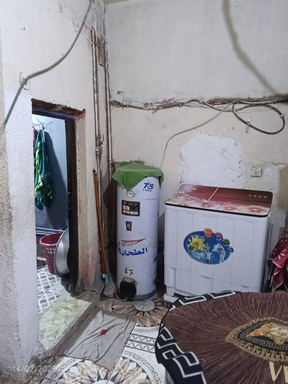 بيت زراعي في السماوة ب حي ام العصافير 100 متر نظيف يحتوي علي غرفه وبراني ومطبغ وهول وطارمه وصحيات السعر 25 وبي مجال الاستفسار علي الرقم *********** البيت موقعه ركن
