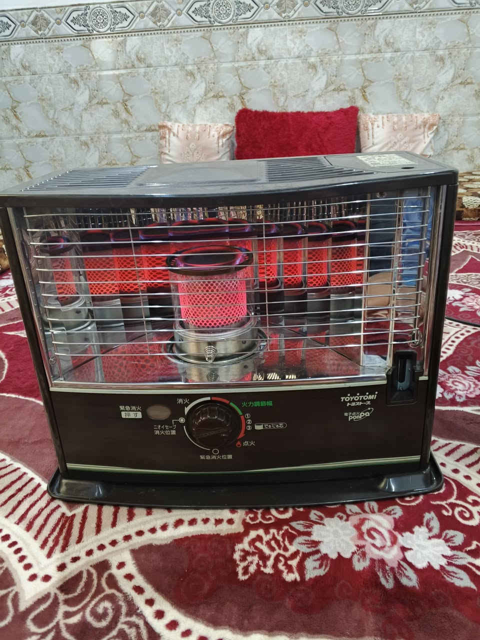 للبيع صوبه تلفزيونيه جديده  سعر 160  مكان بروانه حي الشرطه غرب مدرسه عين العرب  ***********
