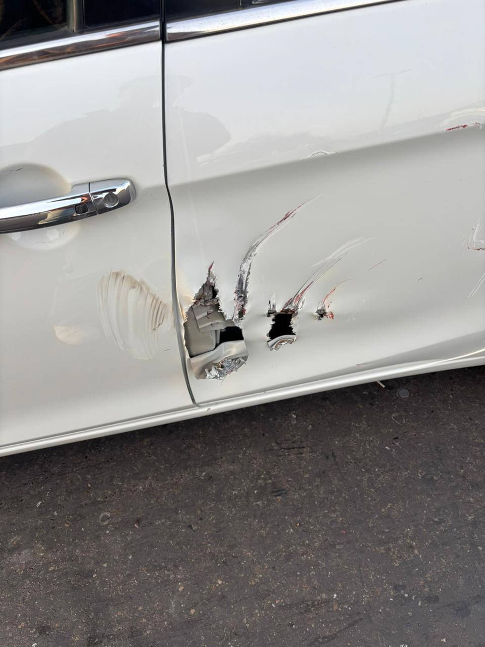 سلام عليكم
سوزوكي سياز موديل 2023 للبيع
ماشية 49Km
مواصفات تحكمات استيرن زنون 
مرايات كهرباء
محرك 1500 دوش
حادثها فقط الباب الخلفي من جهة السايق
ورصعة بل جنطة خفيفة
مكانها بغداد الدورة
تحويل شوكت متريد
السعر ١١٥ورقة مجال كلش قليل
رقم الهاتف:***********
