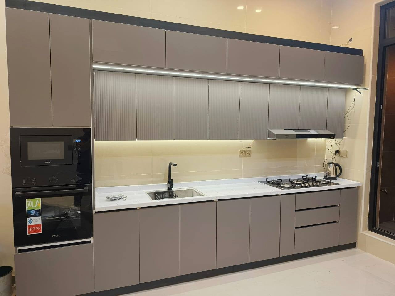 متوفر.....
عروض شهر رمضان 🌙
 من اليوم و لغاية 30 يوم 
كاونترات جاهز و تفصال حسب الطلب 
انجاز سريع و دقة بالعمل والتوصيل سريع 🚀
متوفر جميع انواع الخشب من MDF- HDF
و خشب البلايود جميع القياسات متوفرة 📏
ماركات الخشب بأنواعها من تركي و إيراني و إسباني 🇹🇷
كل نوع و سعره 
نظام ابواب هايدروليك حديث مع اكسسوارات 

لمعرفة الاسعار أرسل الصورة التصميم مع القياس 

التواصل على الخاص 
او التواصل عبر الرقم/ ***********

🔥 مراجعة الطلب في موقنا الجديد 
- بغداد - الغزالية
