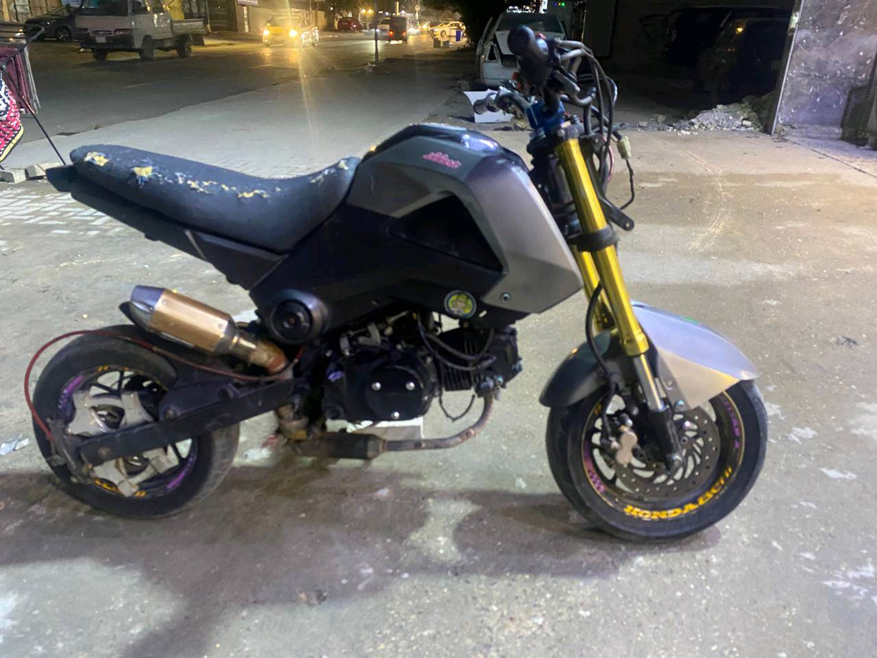 هوندا كروم للبيع لحد يطبلي تراوس ومدري شنو .. لحد يكلي  ٤٠٠ وماعندي..... صور كدامك لا طبلي تكلي شبيها نقص كله كدامك سعرها ٧٥٠ وبيها مجال للشرايه

عنواني بغداد دوره شارع ٦٠ 
رقمي واتساب
***********