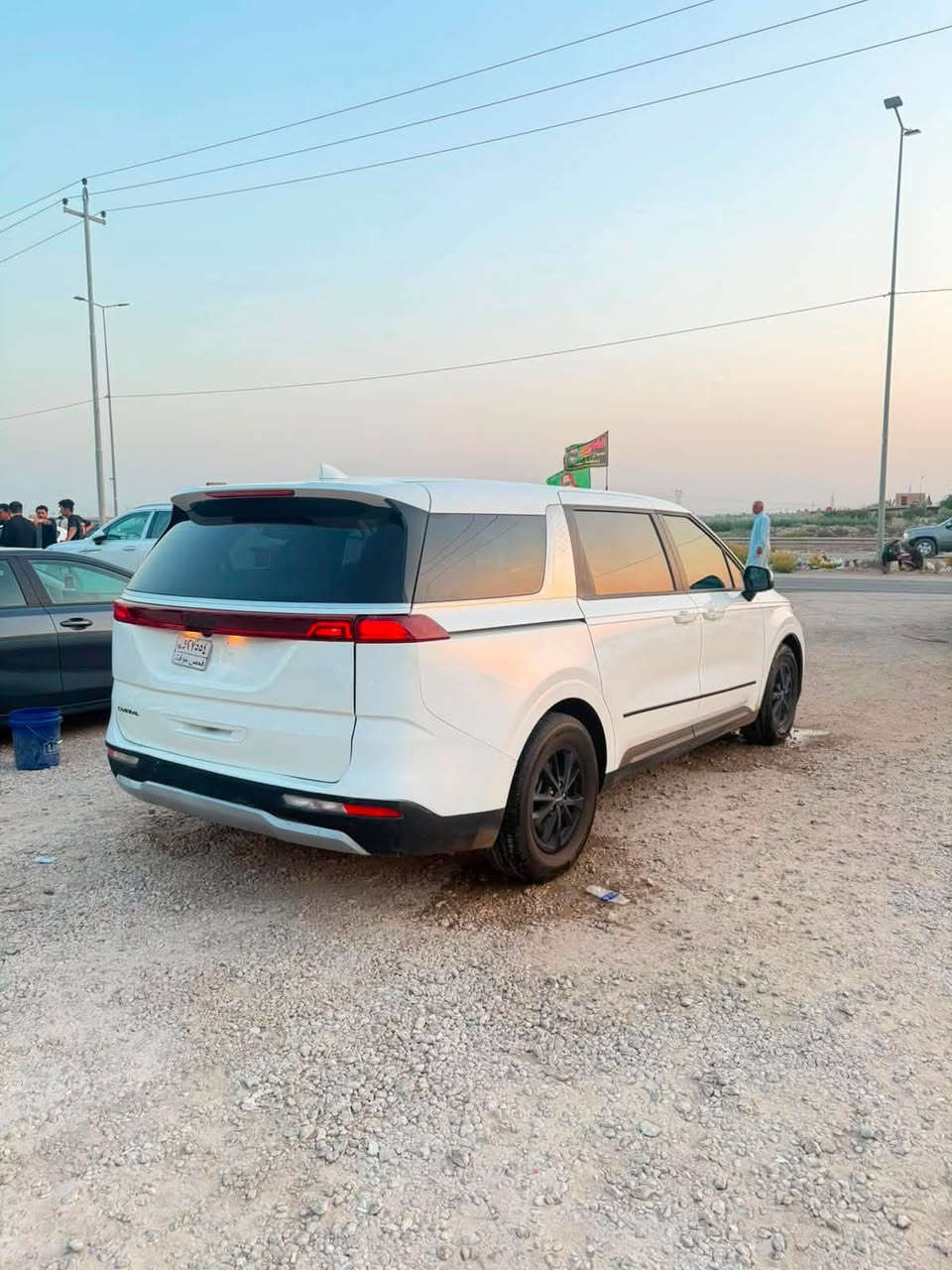 البيع أو المروس 
كيا كرنفال ٢٠٢٤ امريكي بنزين فقط 
مرقم مثنى اجره تحويل مباشر بسم المشتري 
ضرر صبغ قبق الجنطه 
بدون عابر بدون تبديل بجم كبس 
سبعه راكب موصفات وضح بل صور 
السعر 297 $$ وبيه مجال 
الاستفسار 

‭***********‬ 
***********
العنوان مثنى الرميثه معارض شارع العام 
معرض عماد شعلان
