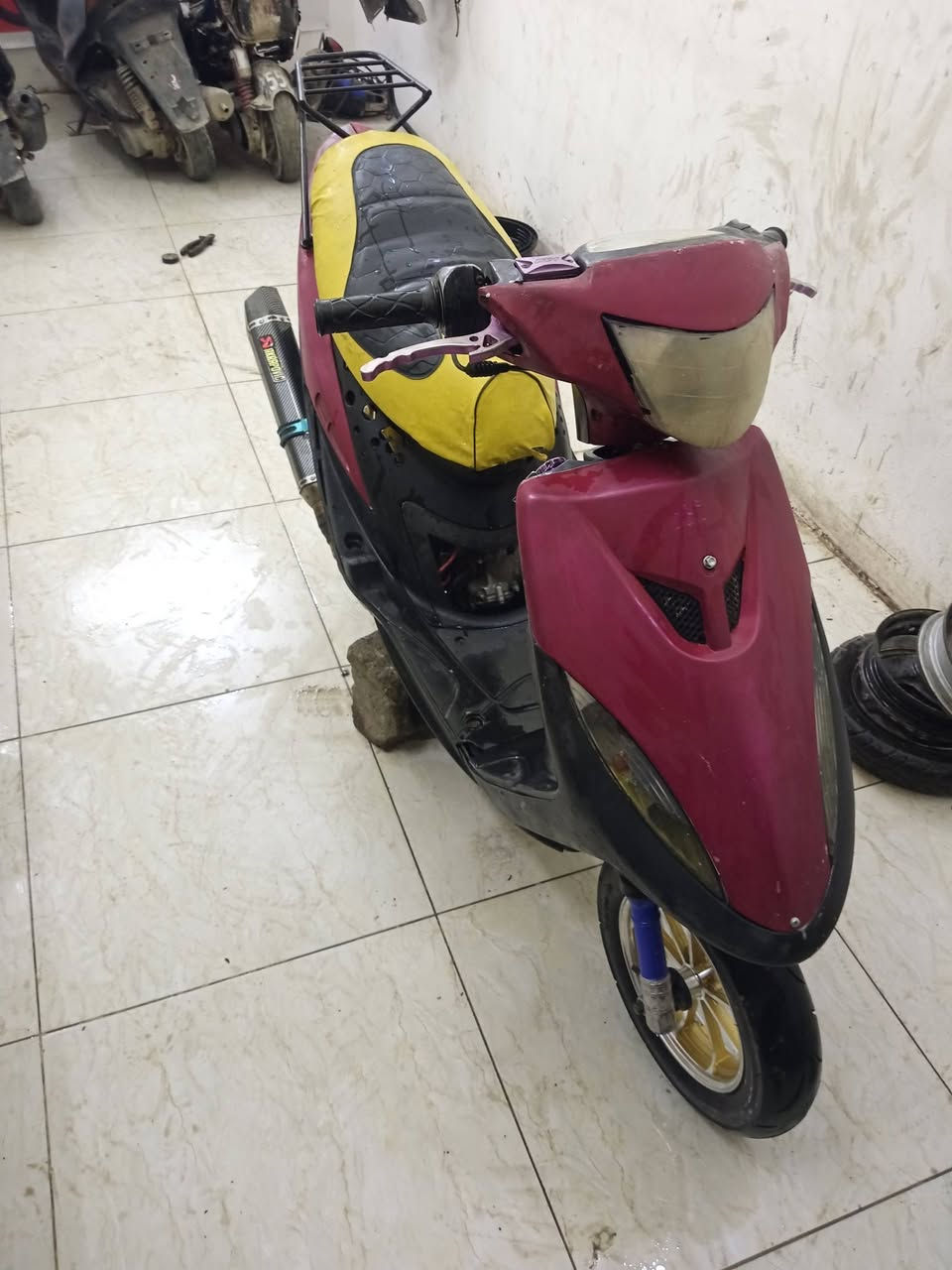 سلام عليكم شباب لبيع ماكس دراجه خير من الله 4ولفات 
بيها تزويد مكاني بعقوبة فلكت لمين رقمي***********بي وساب
