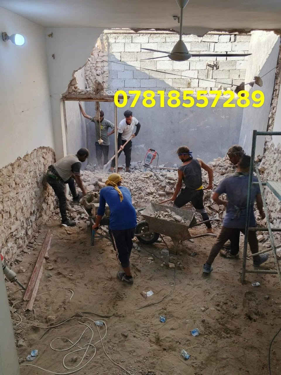 ***********📞سلام عليكم  /  يوجد كادر عمل جاهز /  تصعيد مواد /  تنضيف بيوت /  تفليش /  تكشيط /  دفن نهري /  شقلنه ليل ونهار /  ومعداتنه جاهزه  ومالك دخل بكلشي تأخذ شقل جاهز مني سلمني شقل وتأخذ شقل جاهز / ماعليك بس تصال على رقم /// *********** وسياره تجيك للبيت
