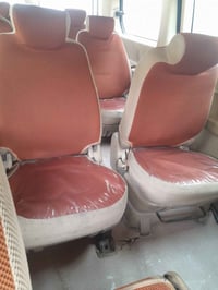 سيارة استاركس موديل 2009 صبغ بالجنطه فقط باقي السياره مكفوله 078023892...