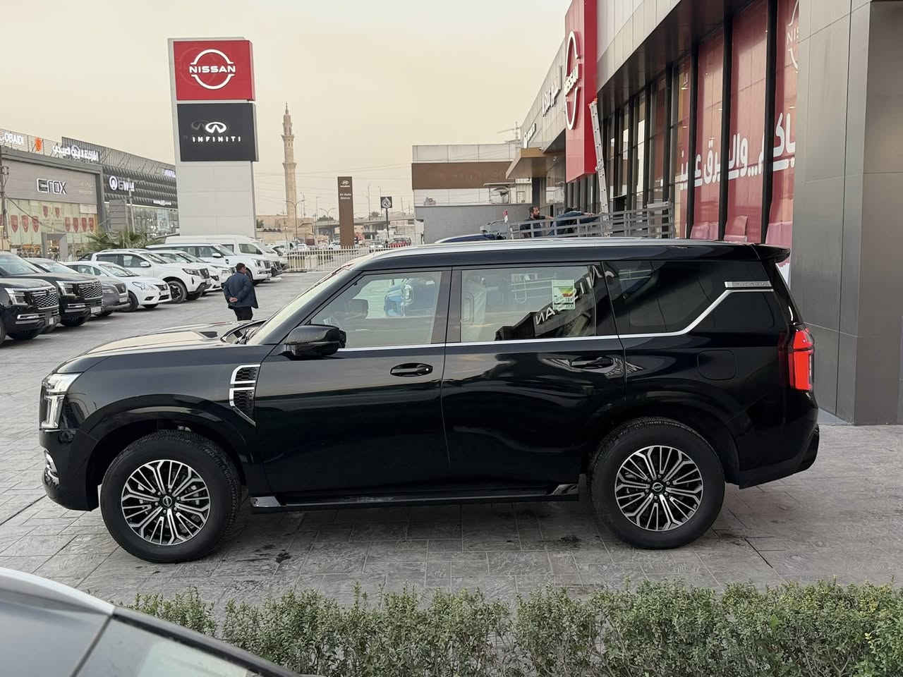 السلام عليكم للبيع او المراوس 
نيسان باترول  بلاتينوم اعلى فئة فول الفول 
مكينه ٣.٨  (تنفس طبيعي)
موديل 2025 ضمان شركة السور 3 سنوات تبديل دهن وصيانه مجانيه (ضمان)
ماشية ٩ الالاف 
كفالة عامة  
السعر ٧٤٠$ 
باسمي السنوية 
مكاني بغداد الدورة 
***********
