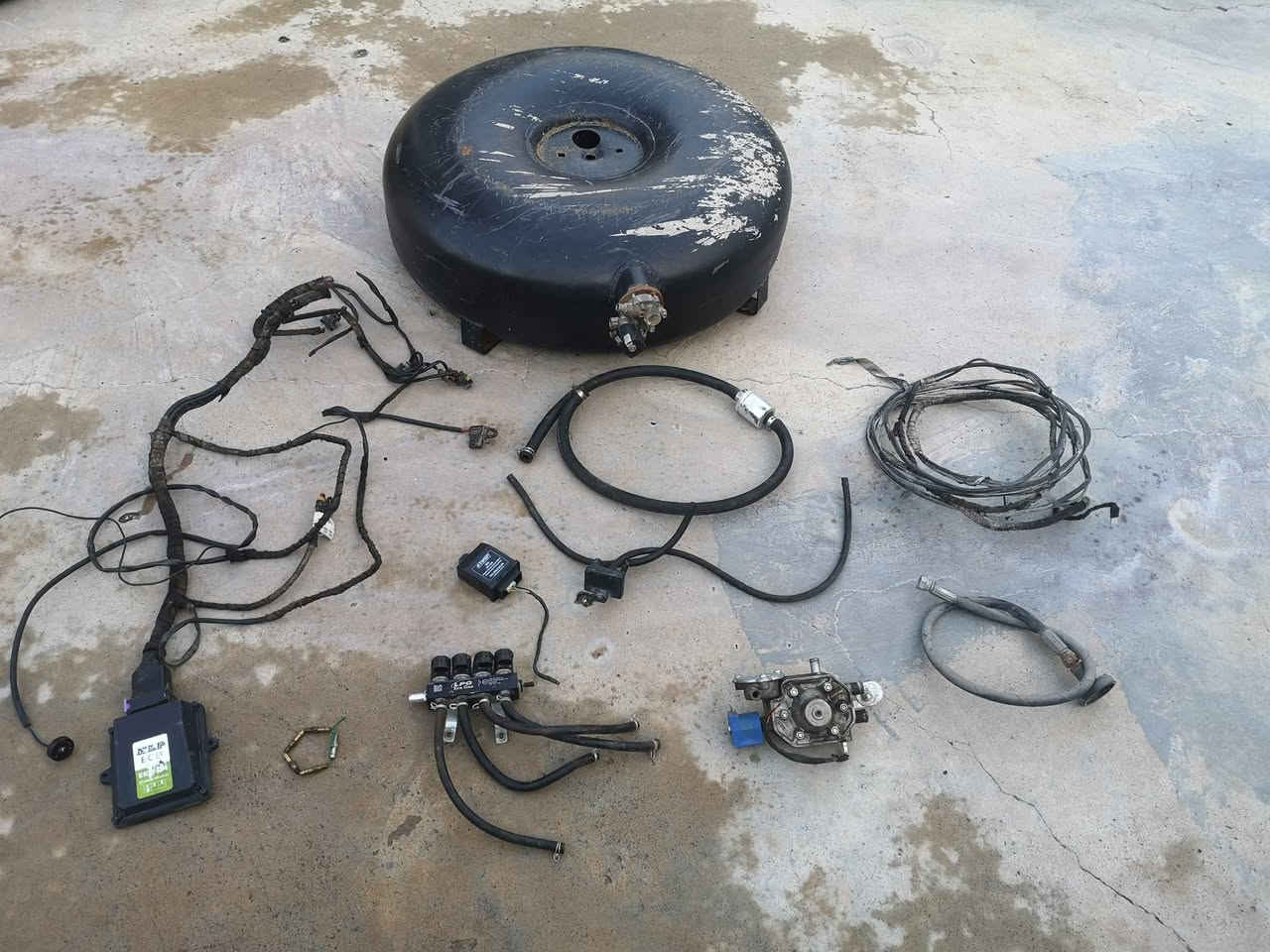 غازي توركي 80لتري سبير جوار بستن بؤ فروشتن به شه رت كامله بؤ هه موو سه ياره كي جوار بستن ده بيت بؤ بيكاب و باس ده بيت2022
شوئن هه ولير
بؤ داوا كردن نامه بنيره أربيل, العراق


**إذا كنت صاحب هذا الإعلان وتريد حذفه لأي سبب، رجاءا أرسل رسالة إلى الدعم الفني**