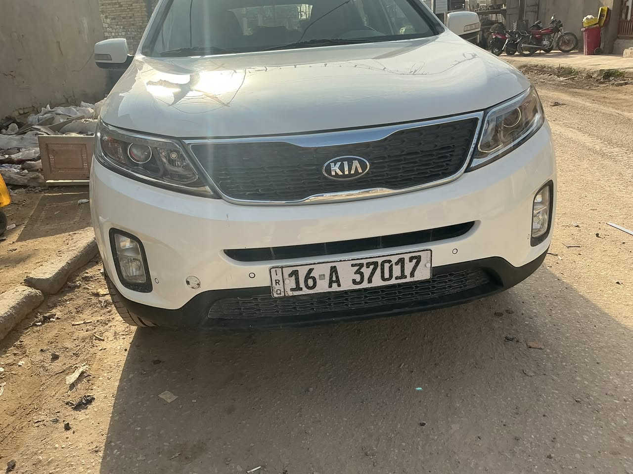 السلام عليكم
سورنتو خليجي قطعة واحدة صبغ والسونار مرفق التبريد خير من الله ثلج 🥶
ماشية 170000 قابل للزيادة
المواصفات:

ستة سلندر 
سبعة راكب 
ثلاث قطع تبريد 
كامرة خلفية
حساسات امامية
حساسات خلفية
إشارة في المرايات الجانبية 
مرايات الجانبية شفط
انارة ترحيبية
نظام ECO لاقتصاد الوقود
جرص على 120

زوجين تايرات جديدة 
حدادية جديدة 
سنوية جديدة لل2030 
السيارة بسمي تحويل ثاني يوم 

السيارة مال بيت مال جناي السياره نظيفة جدا 

السعر : 180 وبيها مجال بسيط

العنوان: الديوانية

التواصل : ***********
