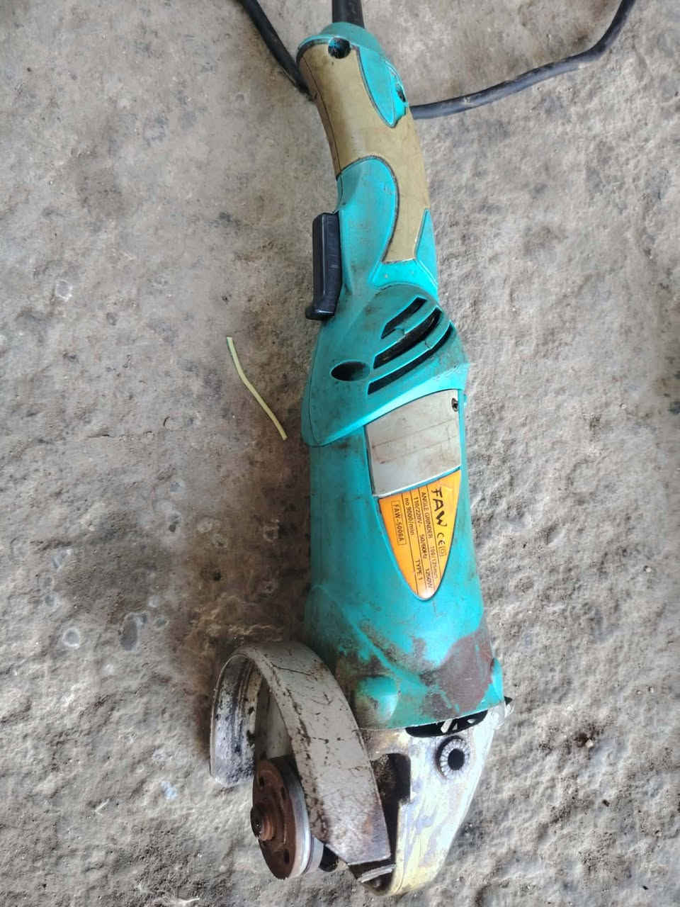 كوسرة حجم وسط ودرين تام فتح وشد السعر 40 الف القاسم ***********
