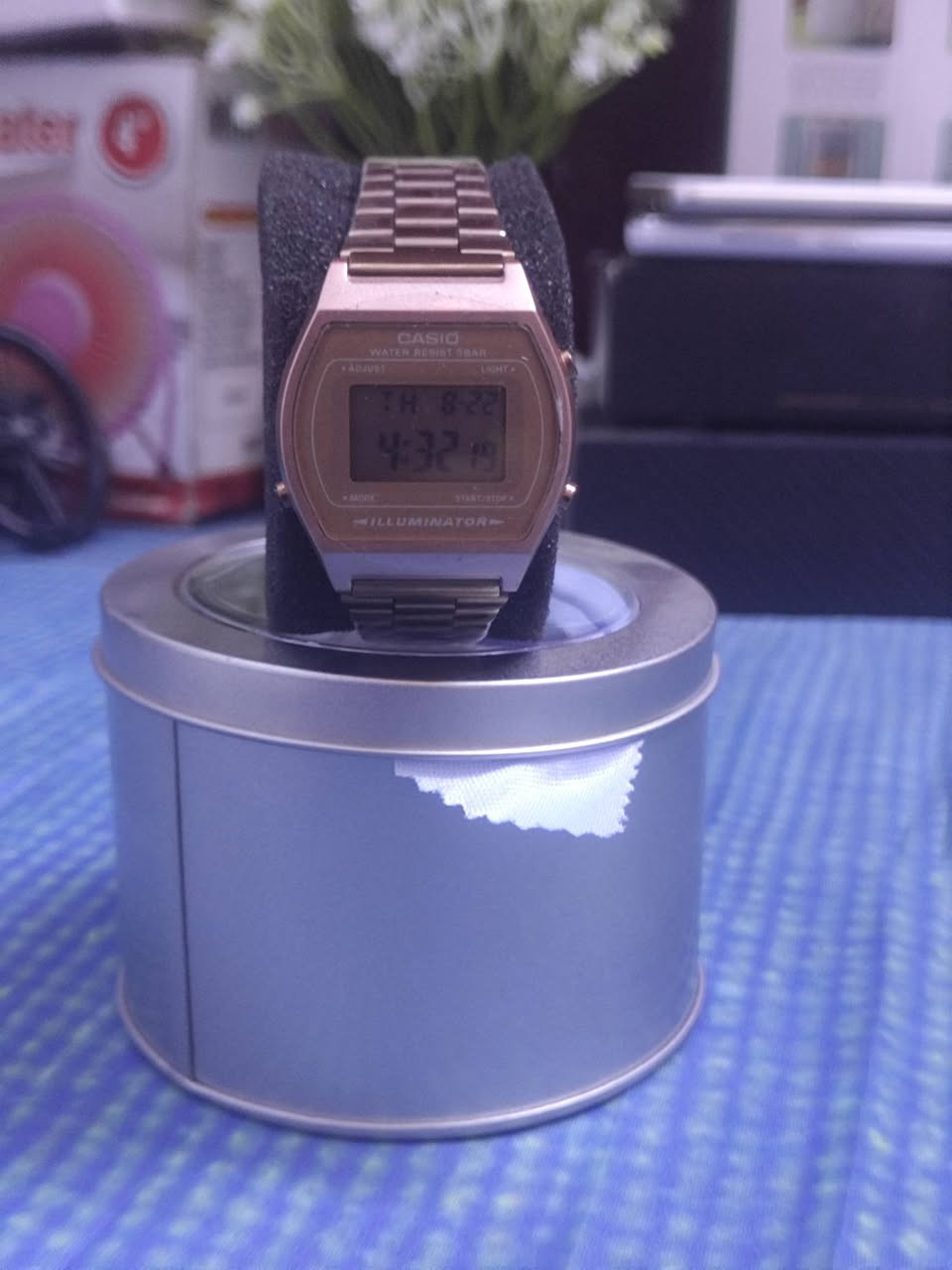ساعه كاسيو وياها كرت وعلبه 
15 الف مع توصيل


**إذا كنت صاحب هذا الإعلان وتريد حذفه لأي سبب، رجاءا أرسل رسالة إلى الدعم الفني**