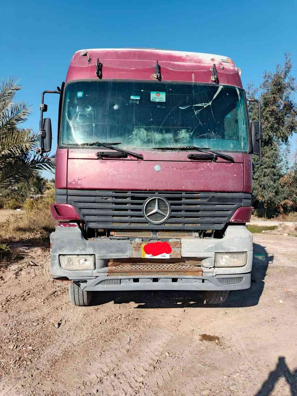 ***********
***********
