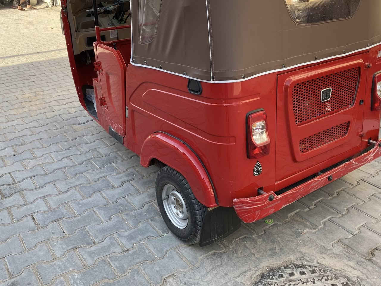 السلام عليكم تكتوك موديل ٢٢السعر٧٥٠٠التصال وتساب فقط***********
