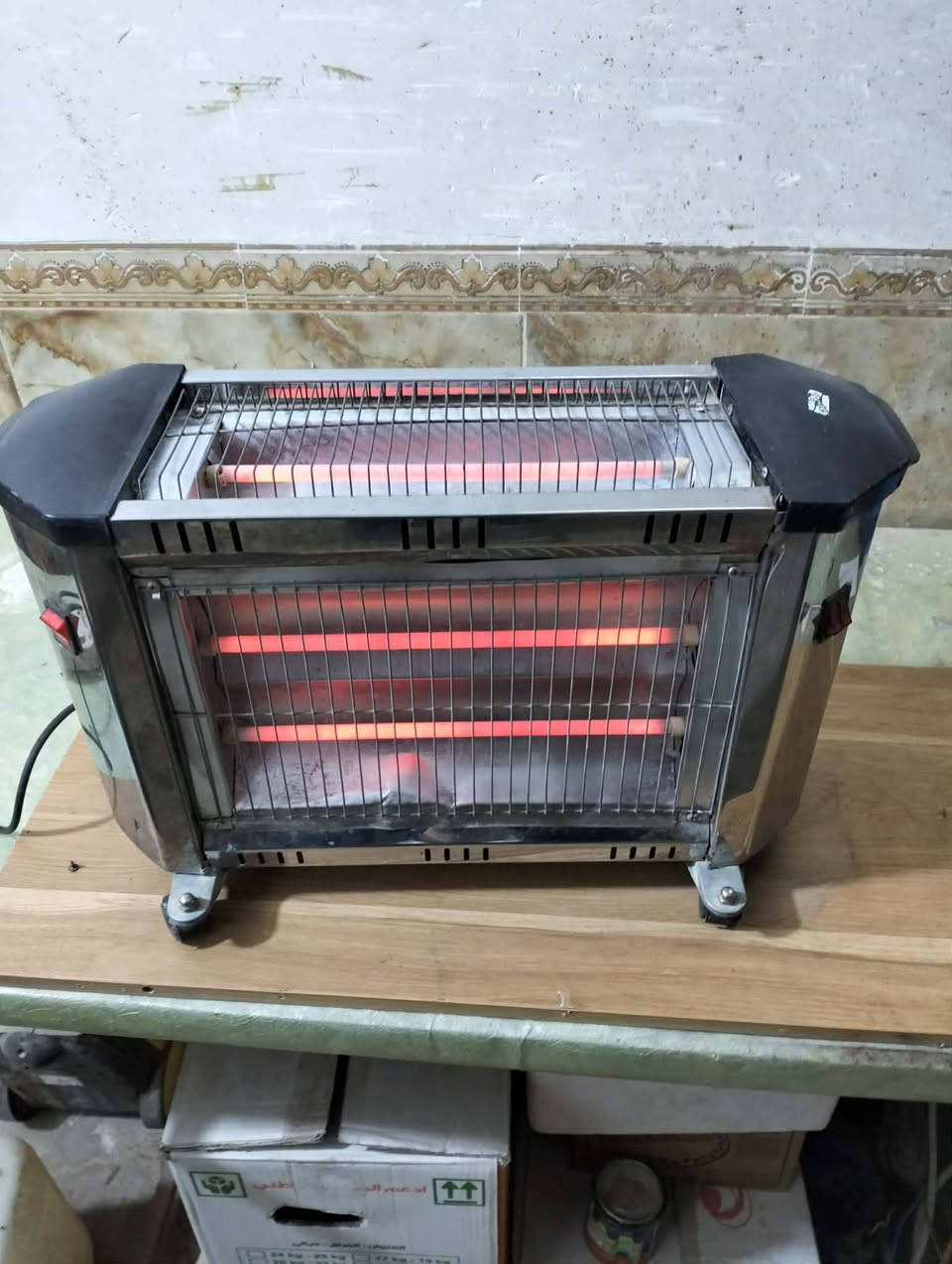 أغراض للبيع شغالات ع فحص مكان شعب نهايته الفورتات يوجد توصيل ***********
