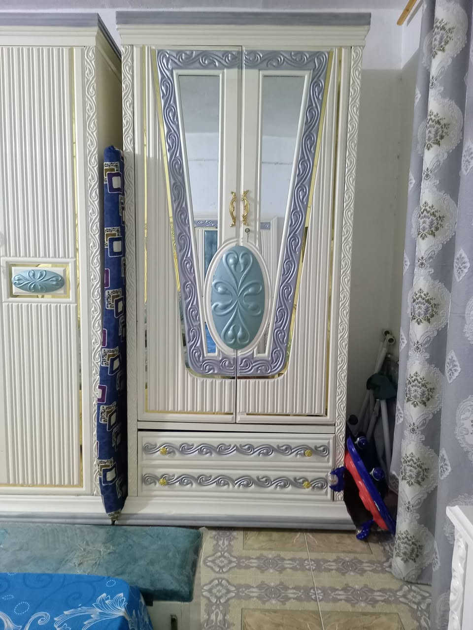 غرفه للبيع صاج عراقي تصميم تركي نضافه فول اخت الجديده بلحقيقه تجنن بعقوبه كاطون الرازي ***********
