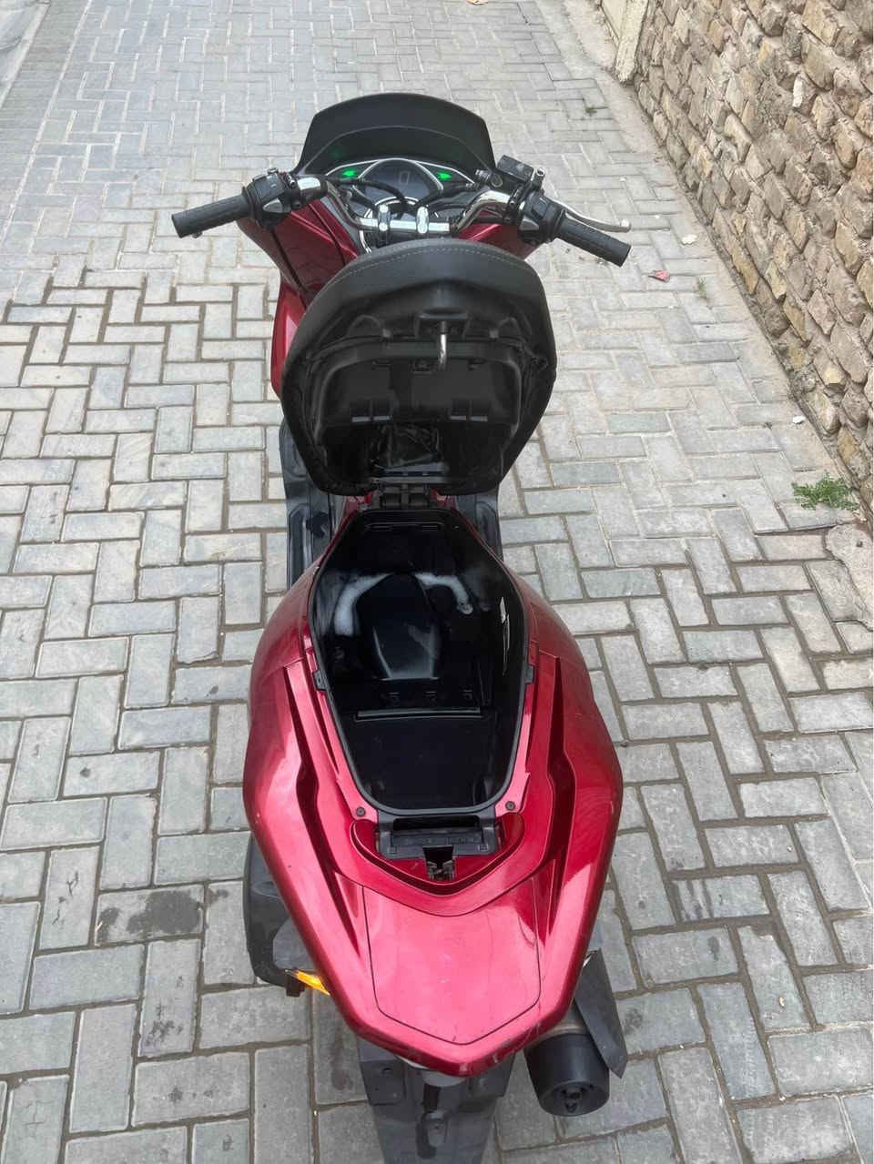 سلام عليكم شباب بي سي اكس وكاله عامه مالو رمبه اي نقص مابيه مثل مموضح بل صور السعر 15المكان بغدادا العطيفيه رقم الهاتف *********** بغداد, العراق
