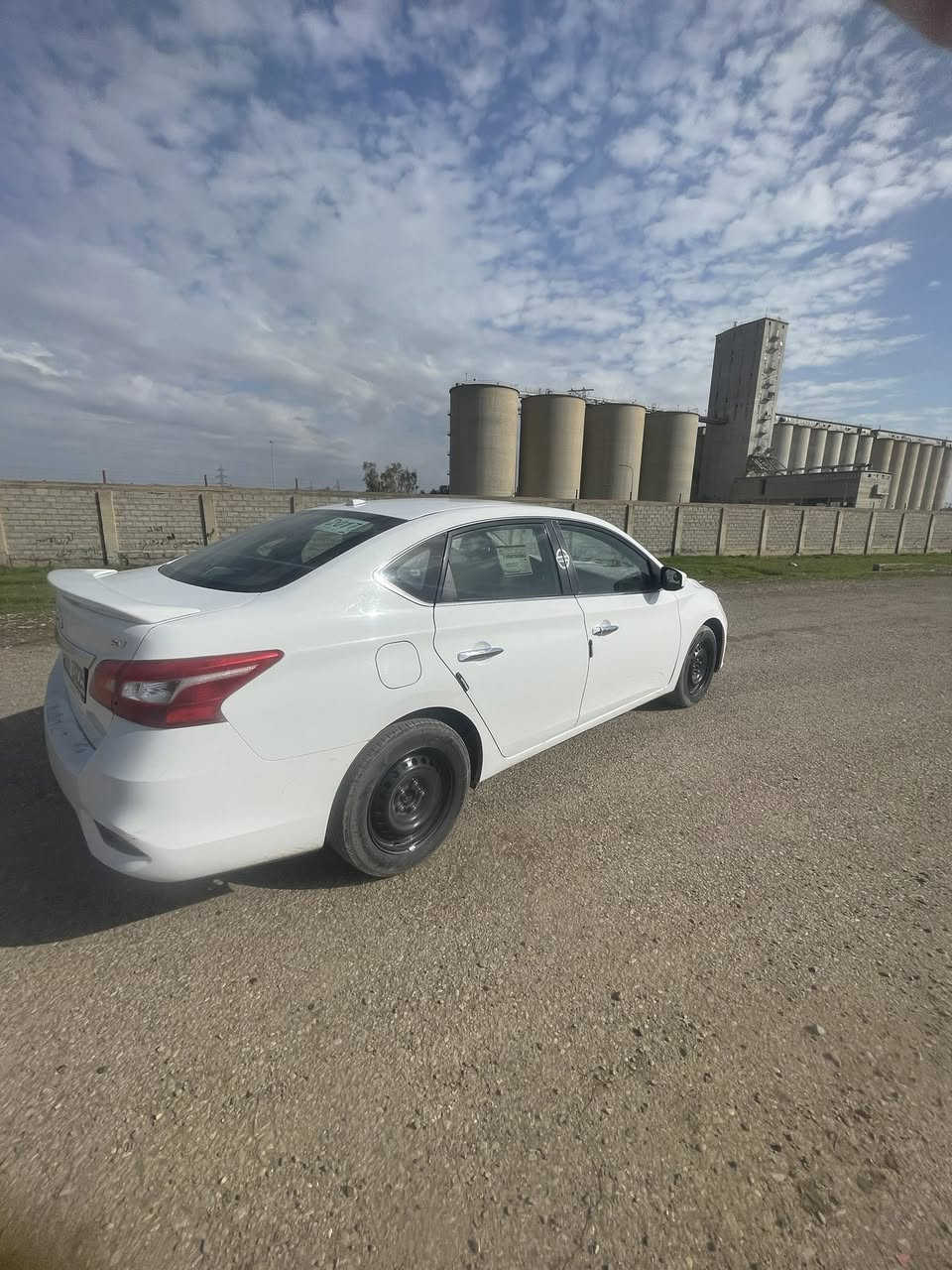 سنترا 2017 كندي للبيع
بصمة تشغيل 

بصمة أبواب 

تحكمات ستيرن 

قفل سرعه 

كامره خلفيه 

مصبوغه 3قطع جاملغات اماميه وبنيد 

*********** واتساب

سعر 115
