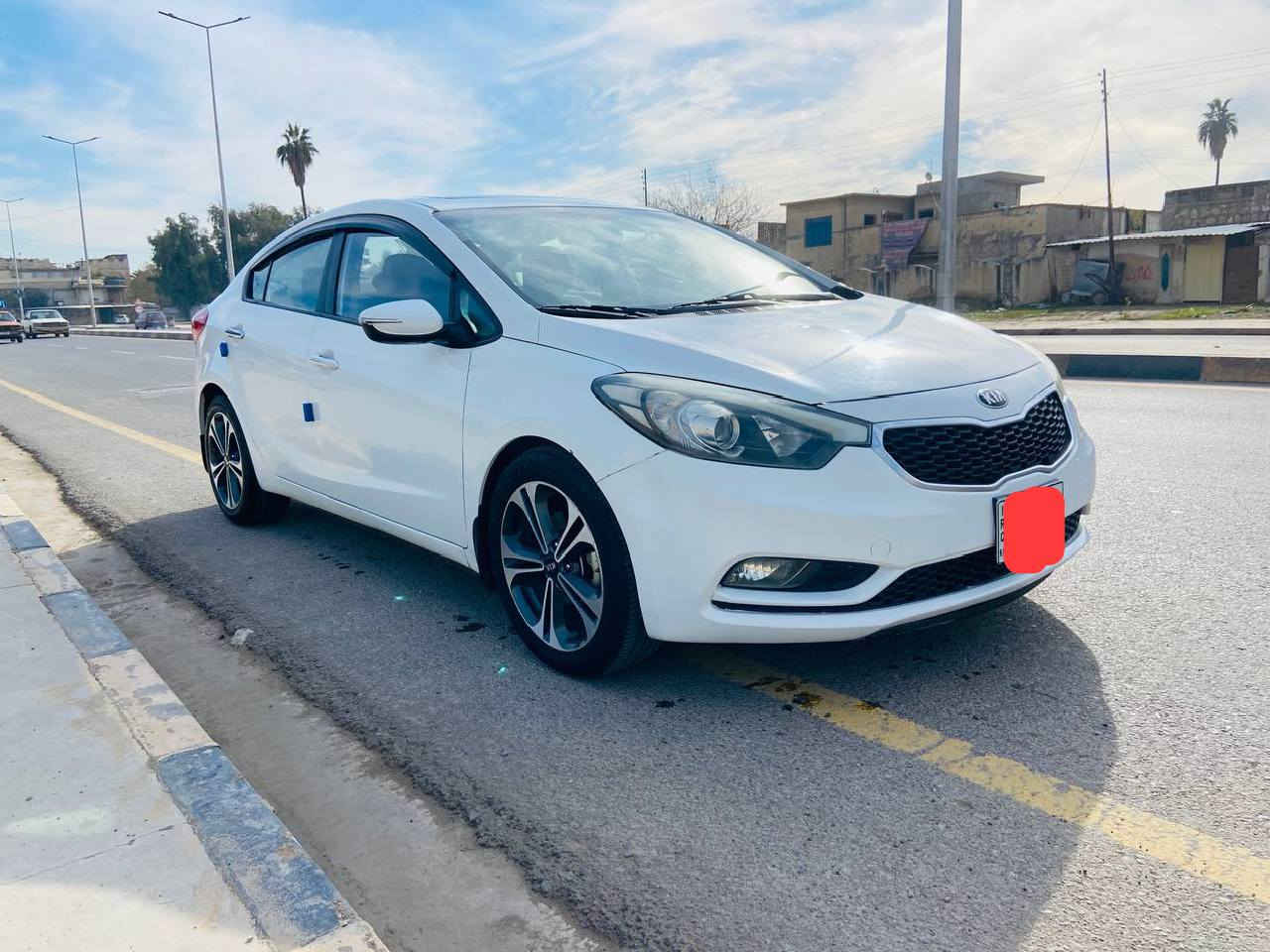 السلام عليكم للبيع 
سيراتو 2014 
فول مواصفات بدون بصمه فقط 
تحكمات ستيرن 
سلايت 
حساسات خلفيه اماميه 
ماشيه 109 حقيقي 
شرط 120 يدك جرس
رقم اربيل سنويه جديده 
هزه ساقطه 
كير شرط 
محرك شرط 
تبريد شرط 
تدفئه شرط 
تخم جديد 
تأيرات جديده 
باتري جديد 
كهربائيات كلها شغاله وضع شركه 
شاشه اندرويد 
كاميرا خلفيه 
بيها 3 قطع بدون دواخل 
وبيها بارد مكانات بسيطه مال رصعه 
شرط ربع ماتصرف عليها
شرط التحويل 
للاستفسار اكثر 
***********
***********
