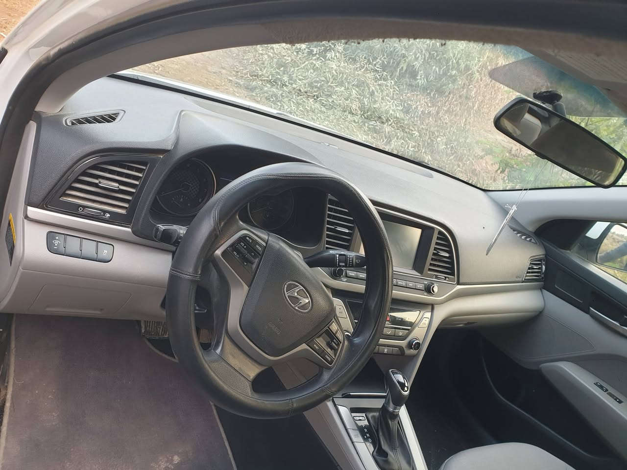 السلام عليكم النتر 2017 امريكي محرك 2000 دوش حادث خفيف كما موضح بالصوره ليبل واحد   ماشيه 83 مثبت سرعه شاشه كامره دواره نظام سبورت وعادي مكفوله من محرك وكير وتبريد سنوية جديده تريد وكاله اتريد تحويل بيها بالقماره تكشير قليل  المكان الديوانية رقم سليمانية جديد السعر 120 موجود ع الماسنجر او واتساببب
الرقم ***********
