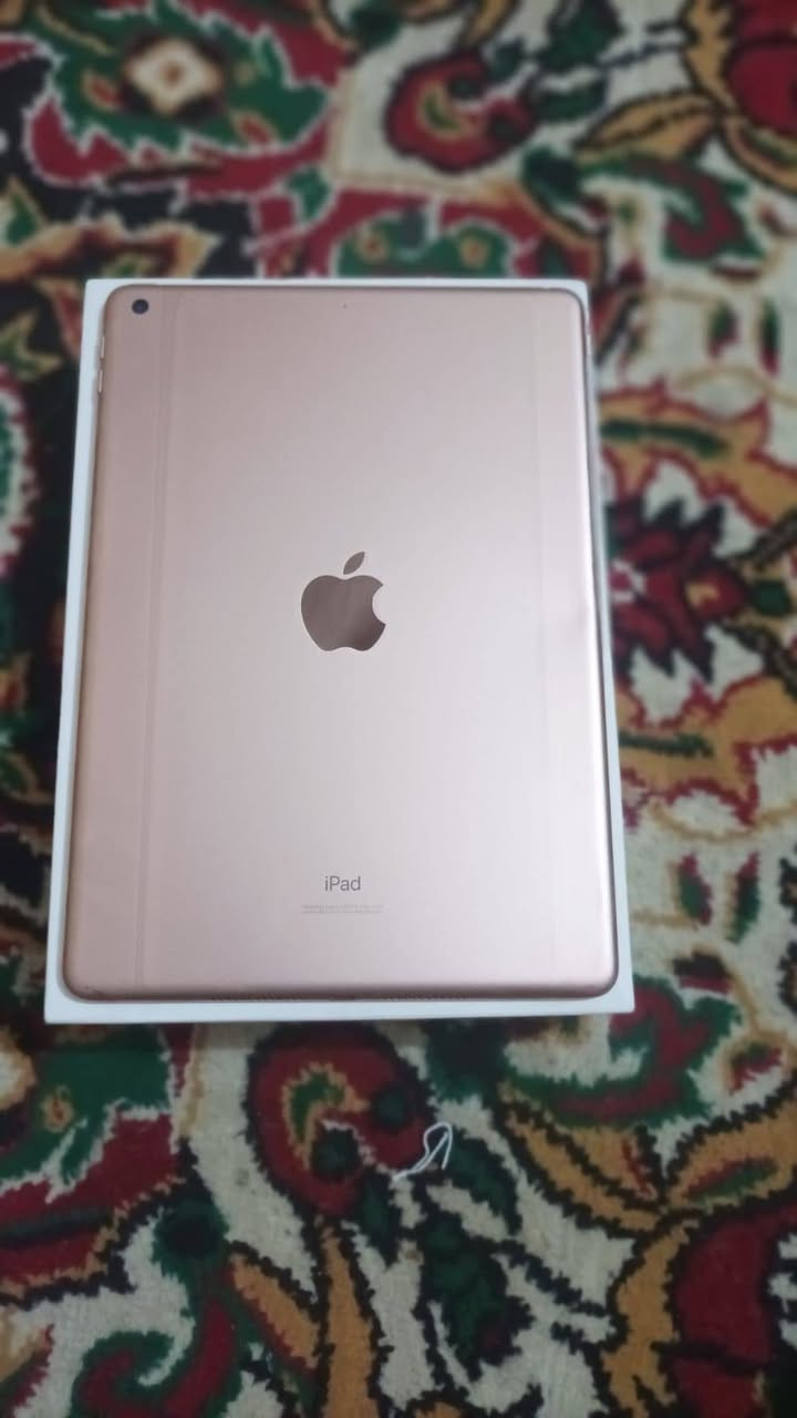 ايباد 8
# ipad 8
الذاكرة  32  GB
البطارية 87 % 
الهاتف بلادي غير داخل صيانة   💕
السعر 165 الف 
يرهم بيع ومراوس


**إذا كنت صاحب هذا الإعلان وتريد حذفه لأي سبب، رجاءا أرسل رسالة إلى الدعم الفني**