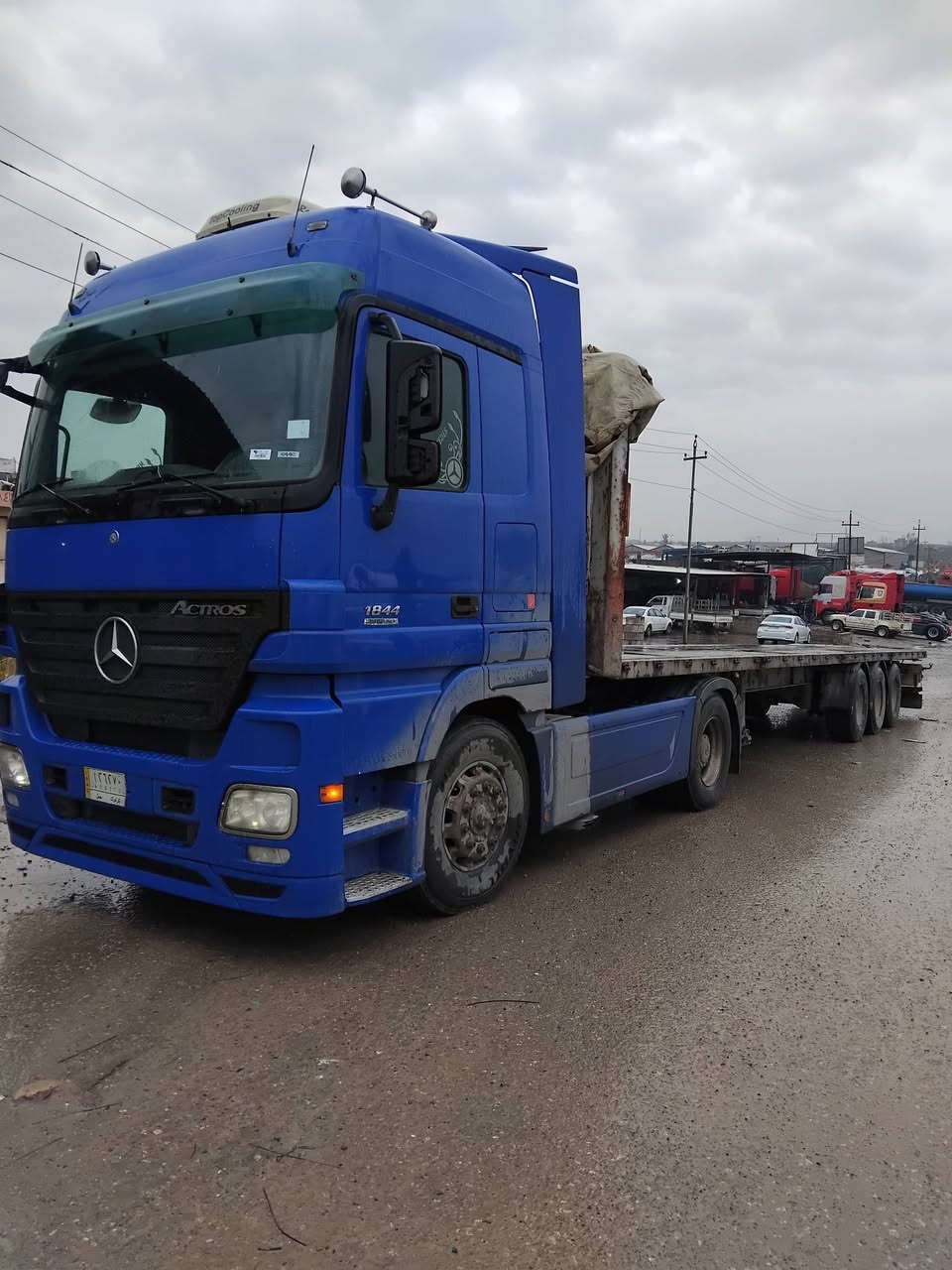 سلام عليكم  اكتروز 2006رقم كركوك تبريد رتايدر  ثلاجه. كلج  حجم 44تخم تاير.  جوبلس  أمامي.    عنوان بغداد***********
