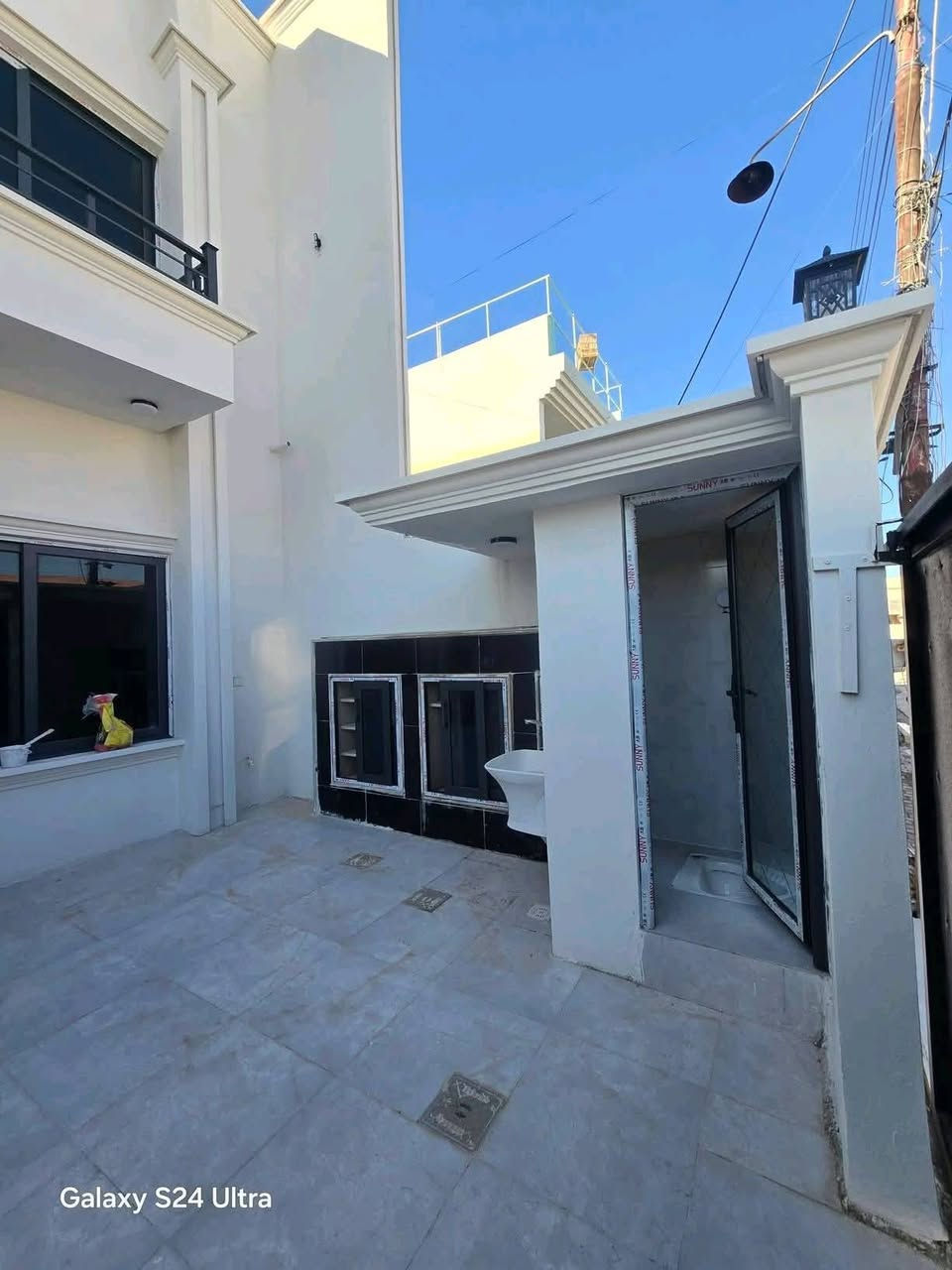 ⭕ #إعــــلان

🏡 دارين للبيع – طابو ملك صرف
📐 مساحة كل دار: 100م (طابق ونص)
🧱 سقوف مغربية – نظام دكتات

📍 الموقع: حي العسكري
قرب مدرسة البيان – خلف التجاري

📞 *********** واتساب
🏢 مكتب رشيد النعيمي للعقار

نستقبل جميع العروضات السكنية والتجارية داخل كركوك.
