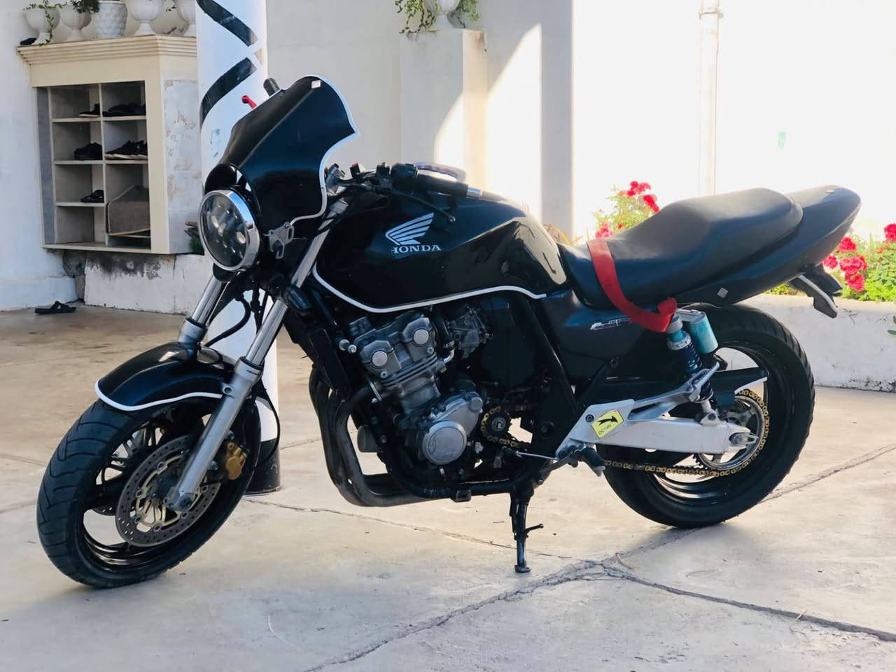 ***********
12$
400
