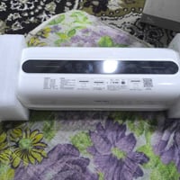 جهاز تفريغ الهواء من الايلون وتكبيس الايلون مثل هاي الي بالصوره الثاني...