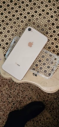 ايفون 8 • 64 جيجا • بطارية وكالة